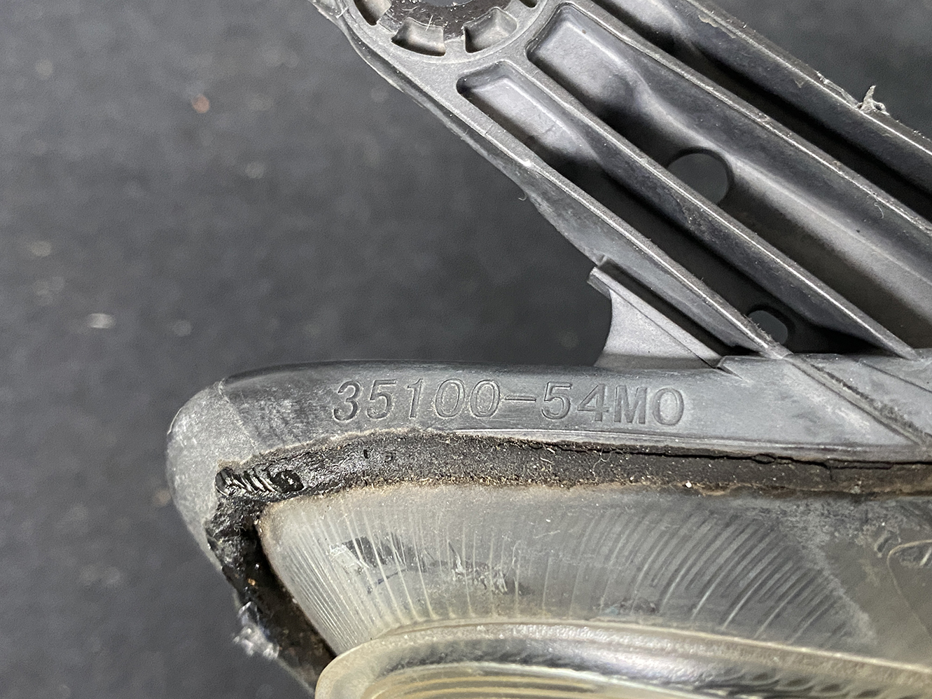 SUZUKI SOLIO MA15S DELICA D2 Headlight LE10H6223 Right Side x1 *REPAIRED* - Image 7