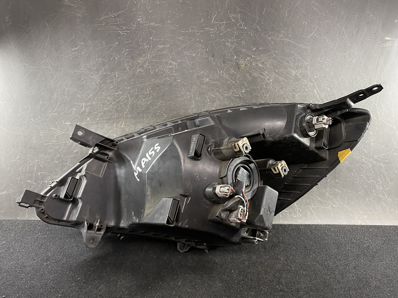 SUZUKI SOLIO MA15S DELICA D2 Headlight LE10H6223 Right Side x1 *REPAIRED* - Image 6