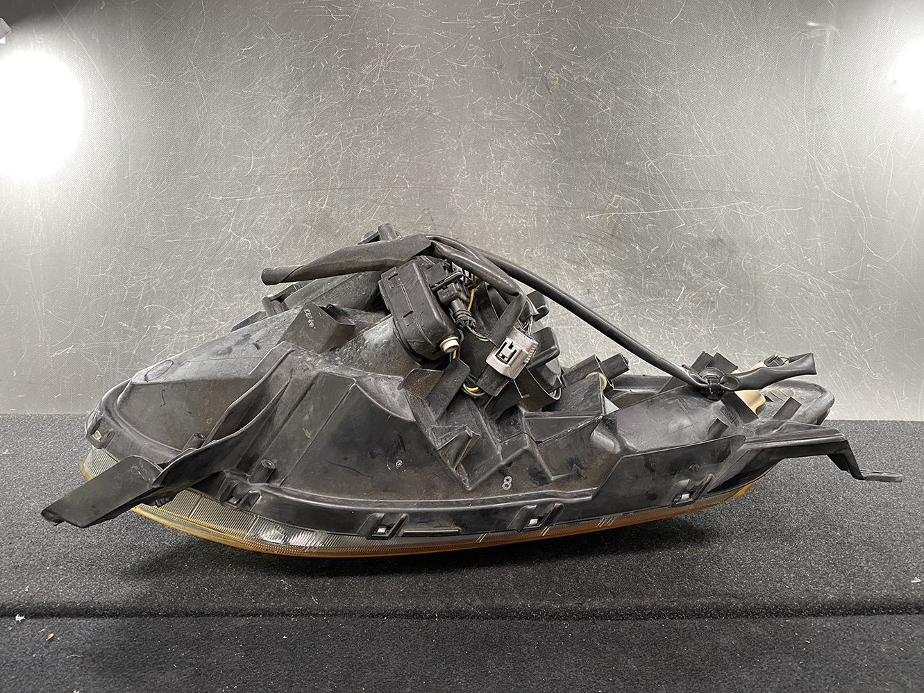 TOYOTA RACTIS NCP100 HID Headlight ICHIKOH 52-157 Left Side x1 - Image 4