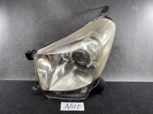 TOYOTA IQ KGJ10 Genuine Headlight KOITO 74-1 Left Side x1