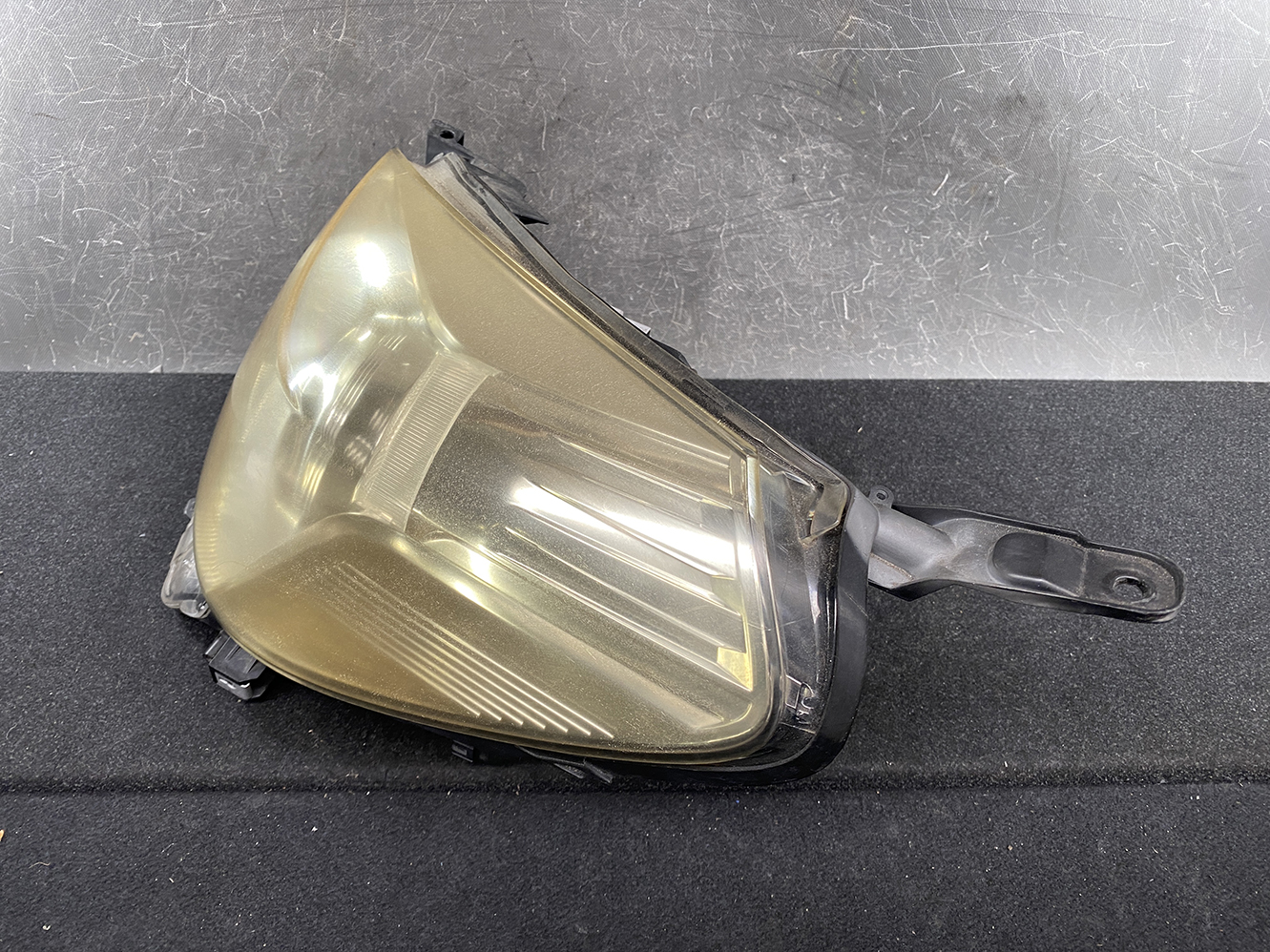 TOYOTA IQ KGJ10 Genuine Headlight KOITO 74-1 Left Side x1 - Image 3
