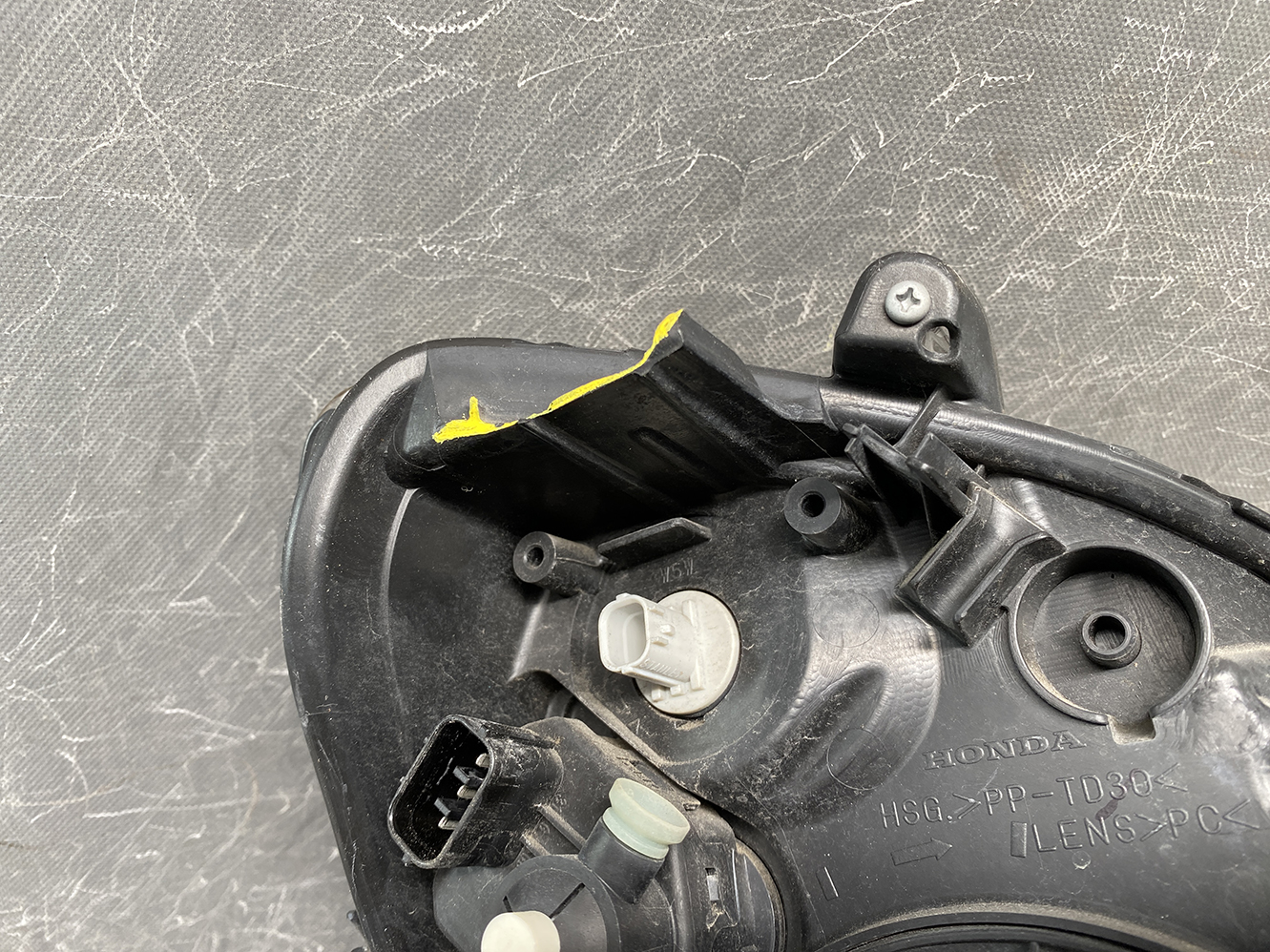 HONDA FIT JAZZ GE HID Headlight STANLEY P9604 Left Side x1 *DAMAGED* - Image 9