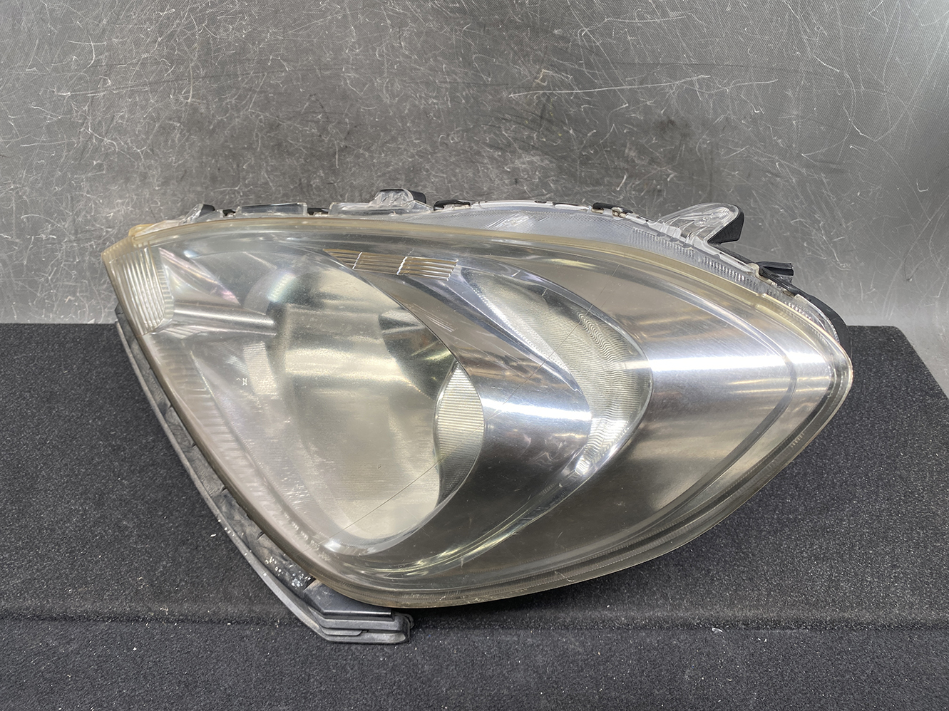HONDA FIT JAZZ GE HID Headlight STANLEY P9604 Left Side x1 *DAMAGED* - Image 3