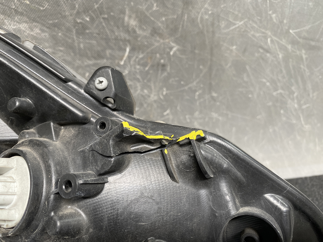 HONDA FIT JAZZ GE HID Headlight STANLEY P9604 Left Side x1 *DAMAGED* - Image 10