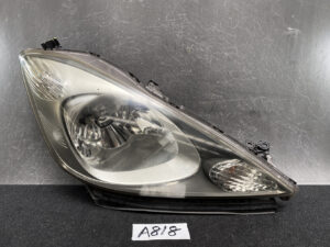 xxxx HONDA FIT JAZZ HYBRID GE GP HID Headlight P6869 Right Side x1 *DAMAGED*