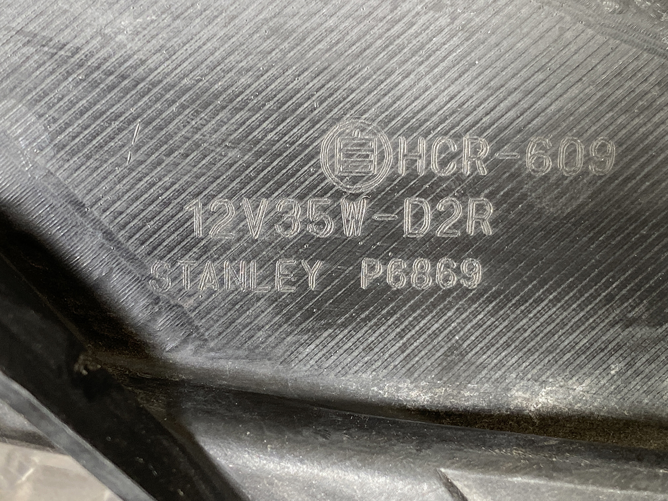 xxxx HONDA FIT JAZZ HYBRID GE GP HID Headlight P6869 Right Side x1 *DAMAGED* - Image 7