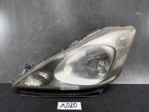 HONDA FIT JAZZ HYBRID GE GP HID Headlight P6869 Left Side x1 *DAMAGED*