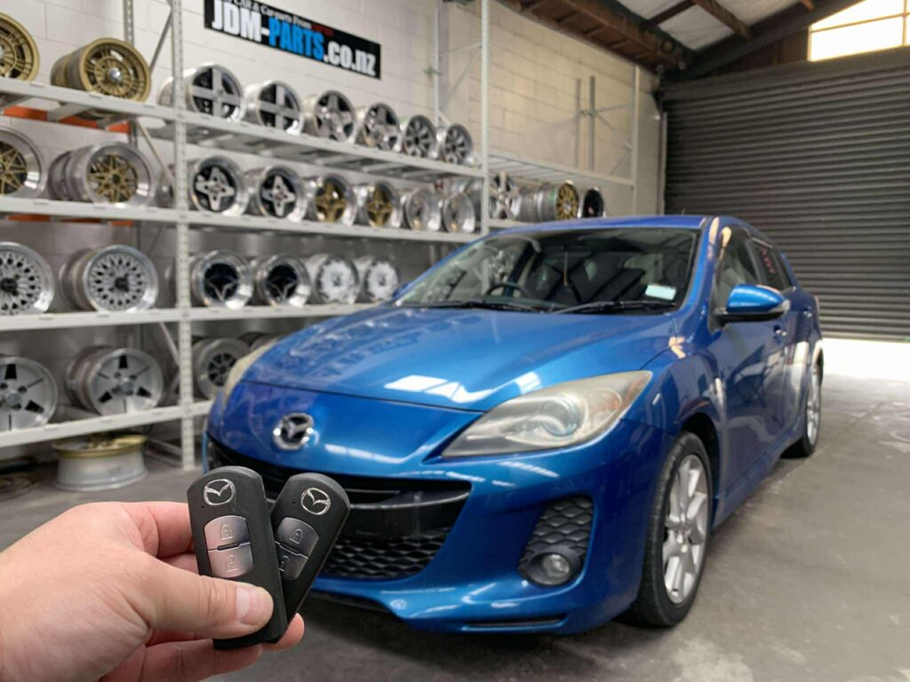 MAZDA AXELA Replacement Key