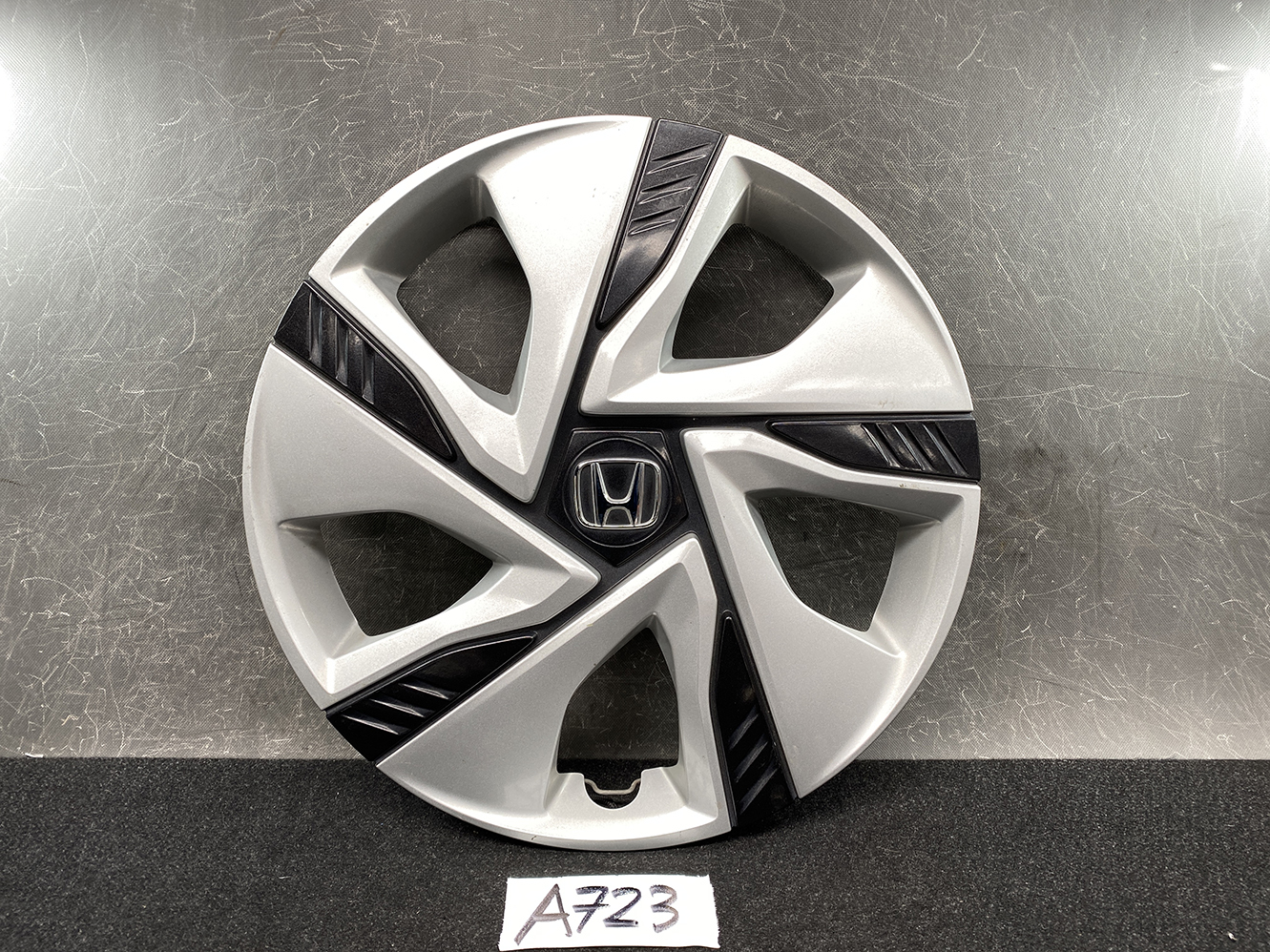 HONDA FREED GB7 Genuine 15inch WHEEL CAP / HUB CAP 44733-TDL-J01 x1