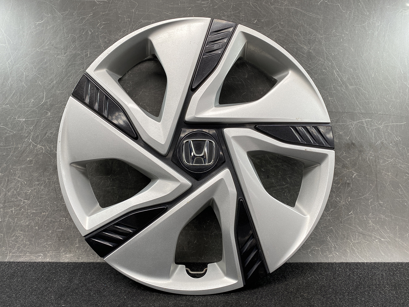 HONDA FIT JAZZ FREED GB7 Genuine 15inch WHEEL CAP / HUB CAP 44733-TDL-J01 x1 - Image 2