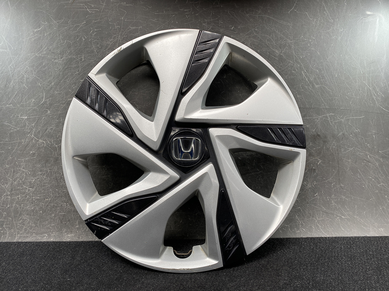 HONDA FIT JAZZ FREED GB7 Genuine 15inch WHEEL CAP / HUB CAP 44733-TDL-J01 x1 - Image 2