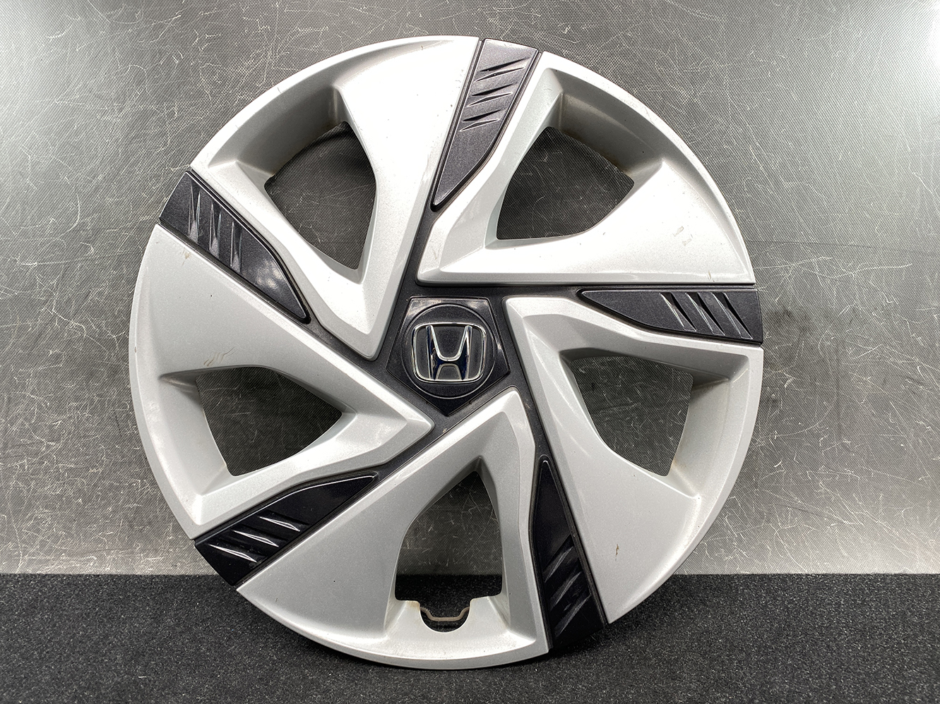 HONDA FIT JAZZ FREED GB7 Genuine 15inch WHEEL CAP / HUB CAP 44733-TDL-J01 x1 - Image 2