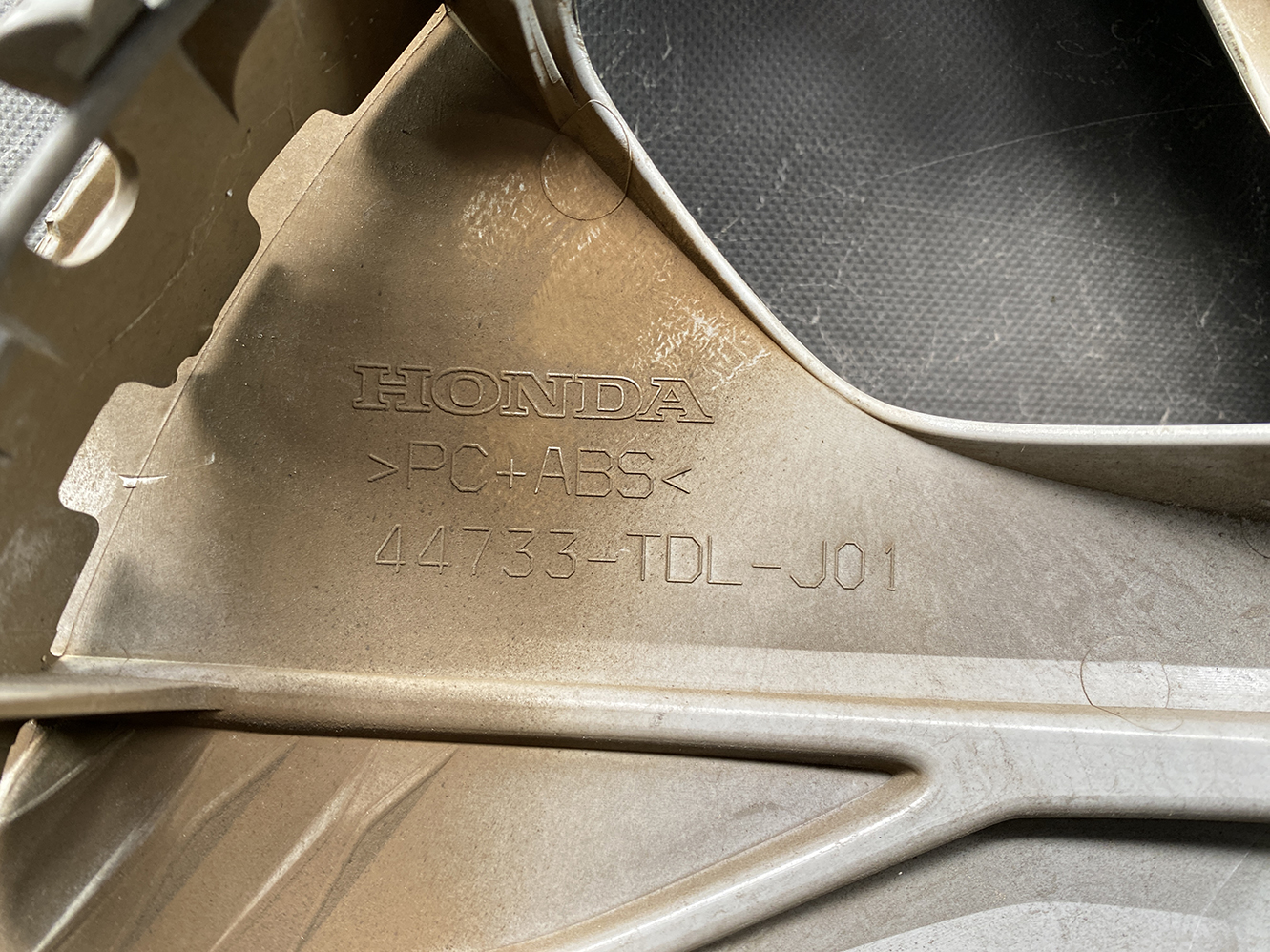 HONDA FIT JAZZ FREED GB7 Genuine 15inch WHEEL CAP / HUB CAP 44733-TDL-J01 x1 - Image 4