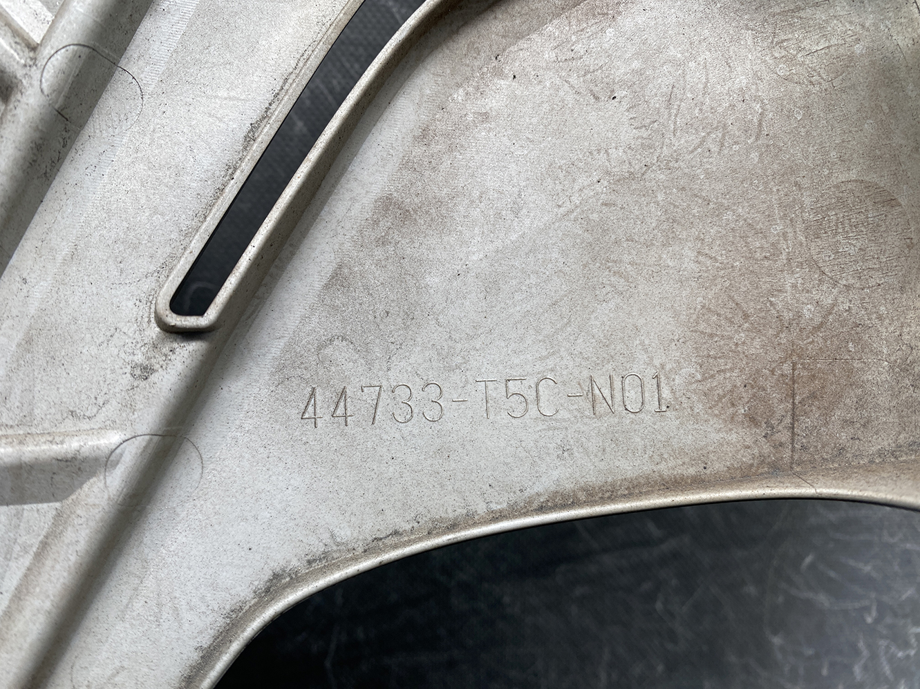 HONDA FIT JAZZ FREED Genuine 15inch WHEEL CAP / HUB CAP 44733-T5C-N01 x1 - Image 4