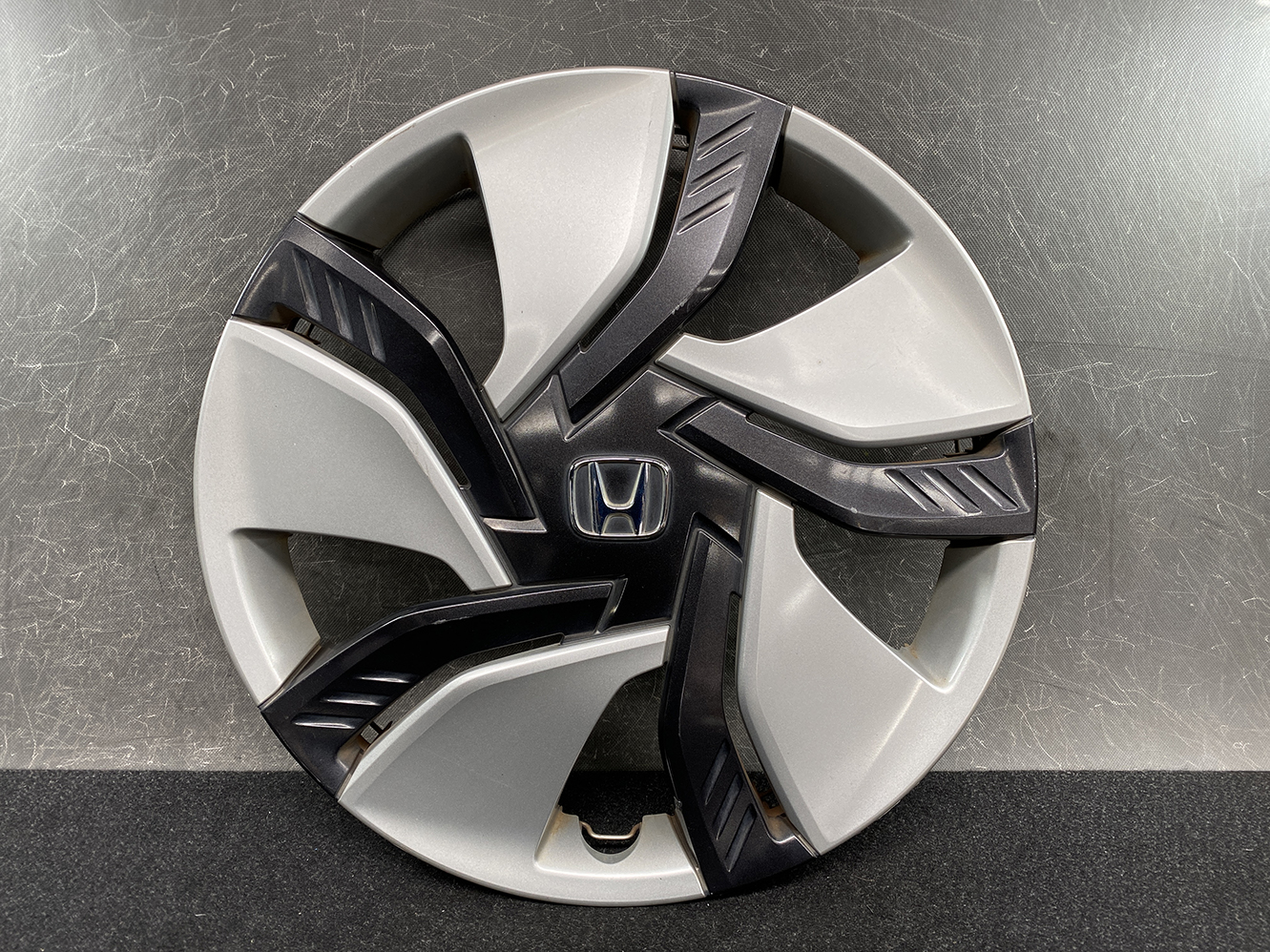 HONDA FIT JAZZ FREED Genuine 15inch WHEEL CAP / HUB CAP 44733-T5C-N01 x1 - Image 2