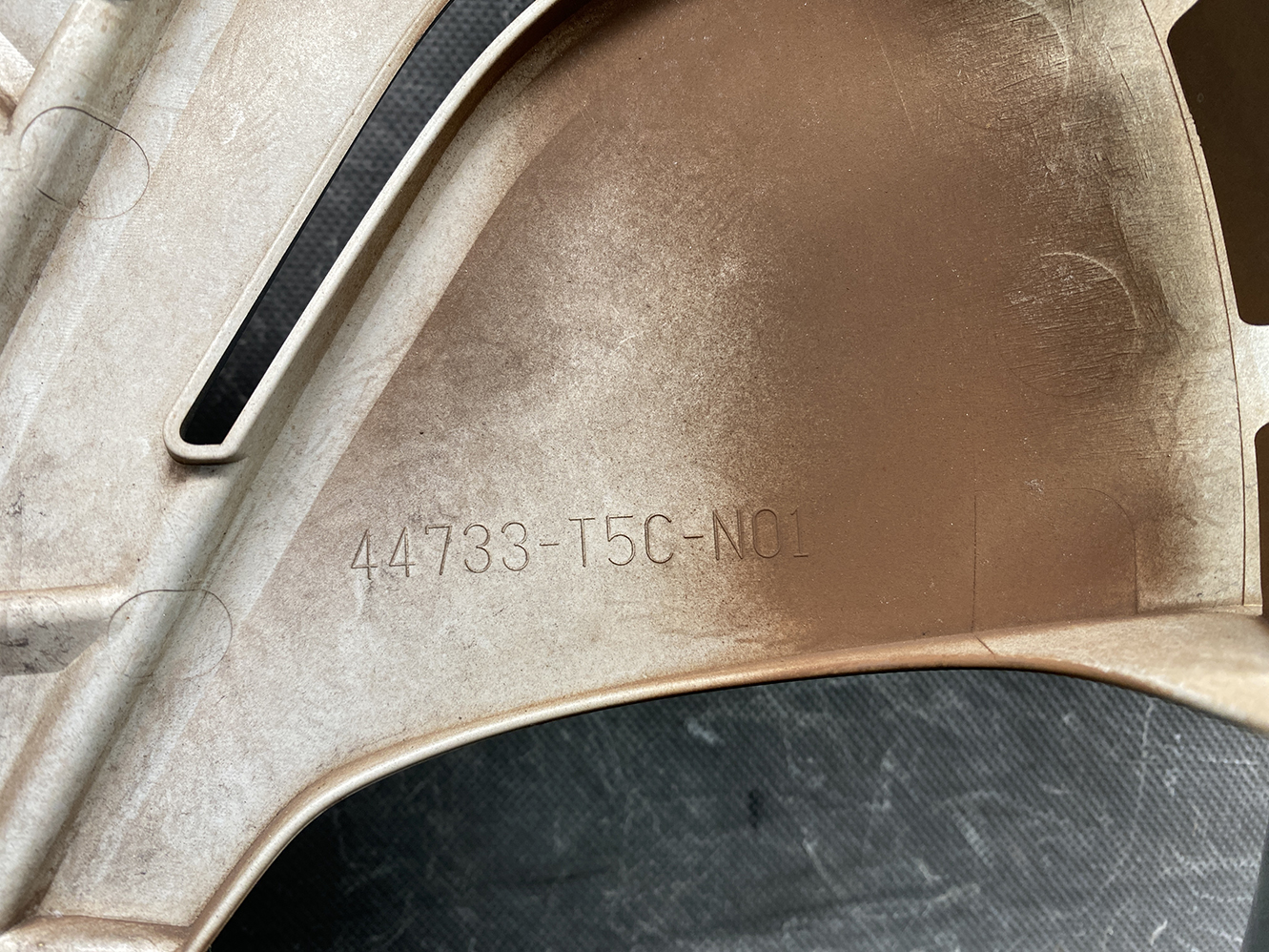 HONDA FIT JAZZ FREED Genuine 15inch WHEEL CAP / HUB CAP 44733-T5C-N01 x1 - Image 4