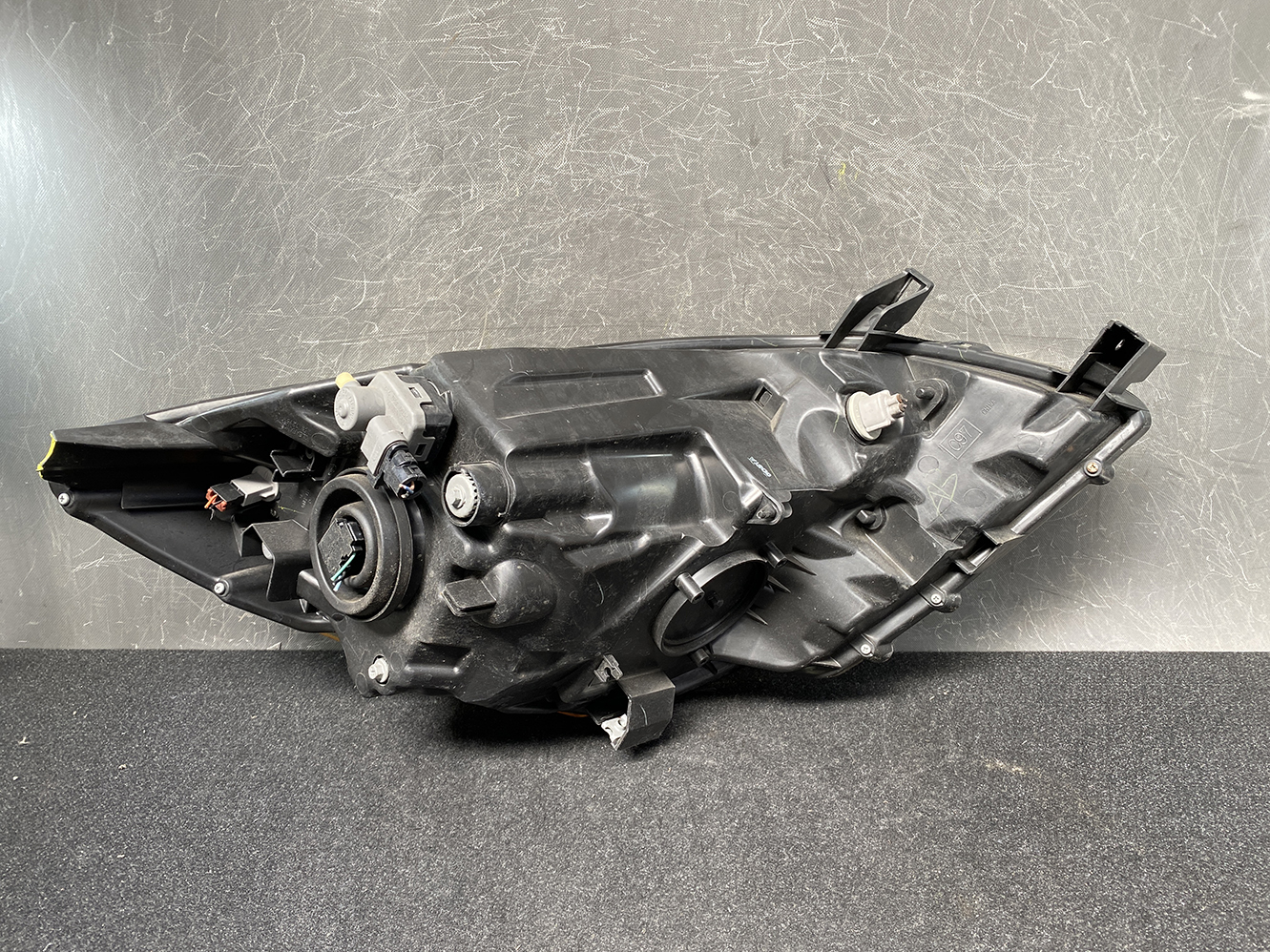 NISSAN NOTE E11 NE11 Headlight H005 Left Side x1*DAMAGED* - Image 6