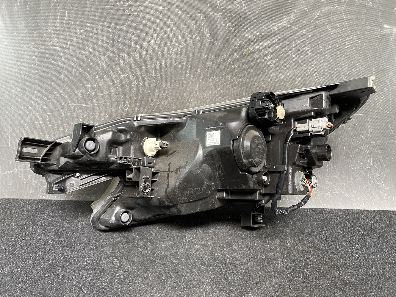 NISSAN NOTE E12 NE12 Headlight 1895 Right Side x1 *DAMAGED* - Image 6