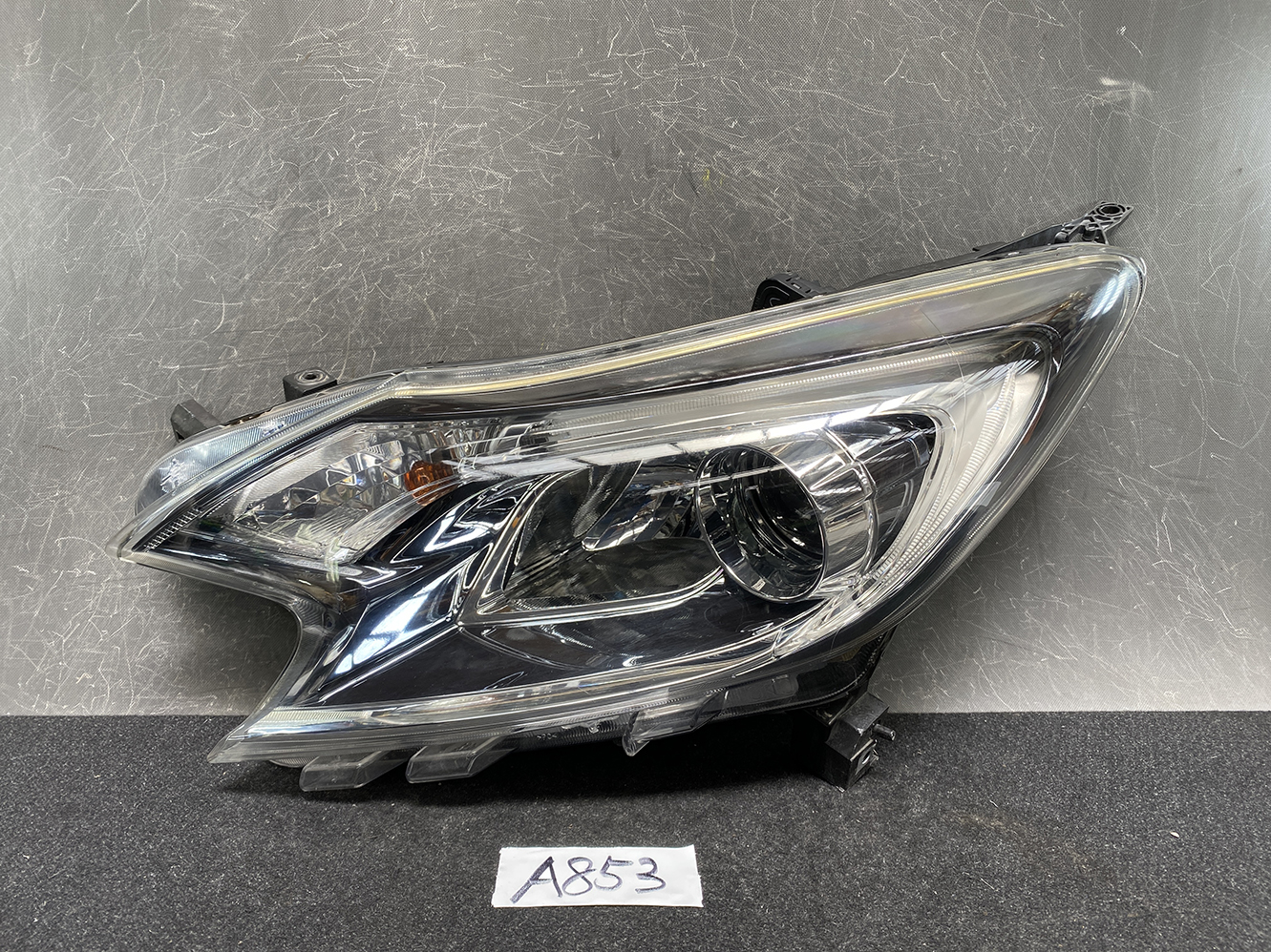 NISSAN NOTE E12 NE12 Headlight 1895 Left Side x1