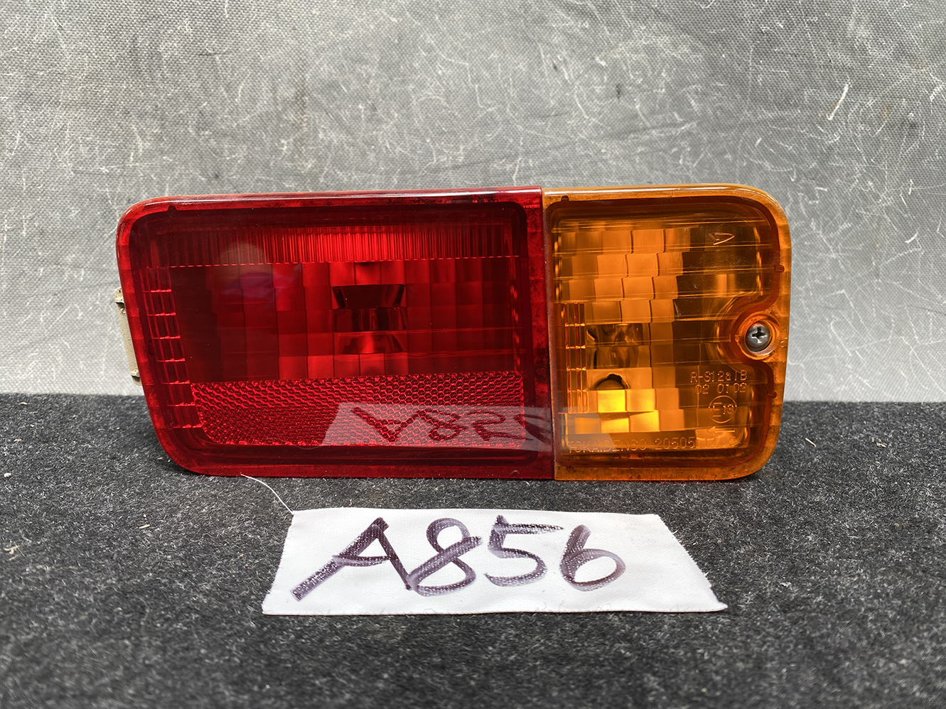 DAIHATSU HIJET TRUCK Taillight TOKAIDENSO 20505L Left SIDE X1