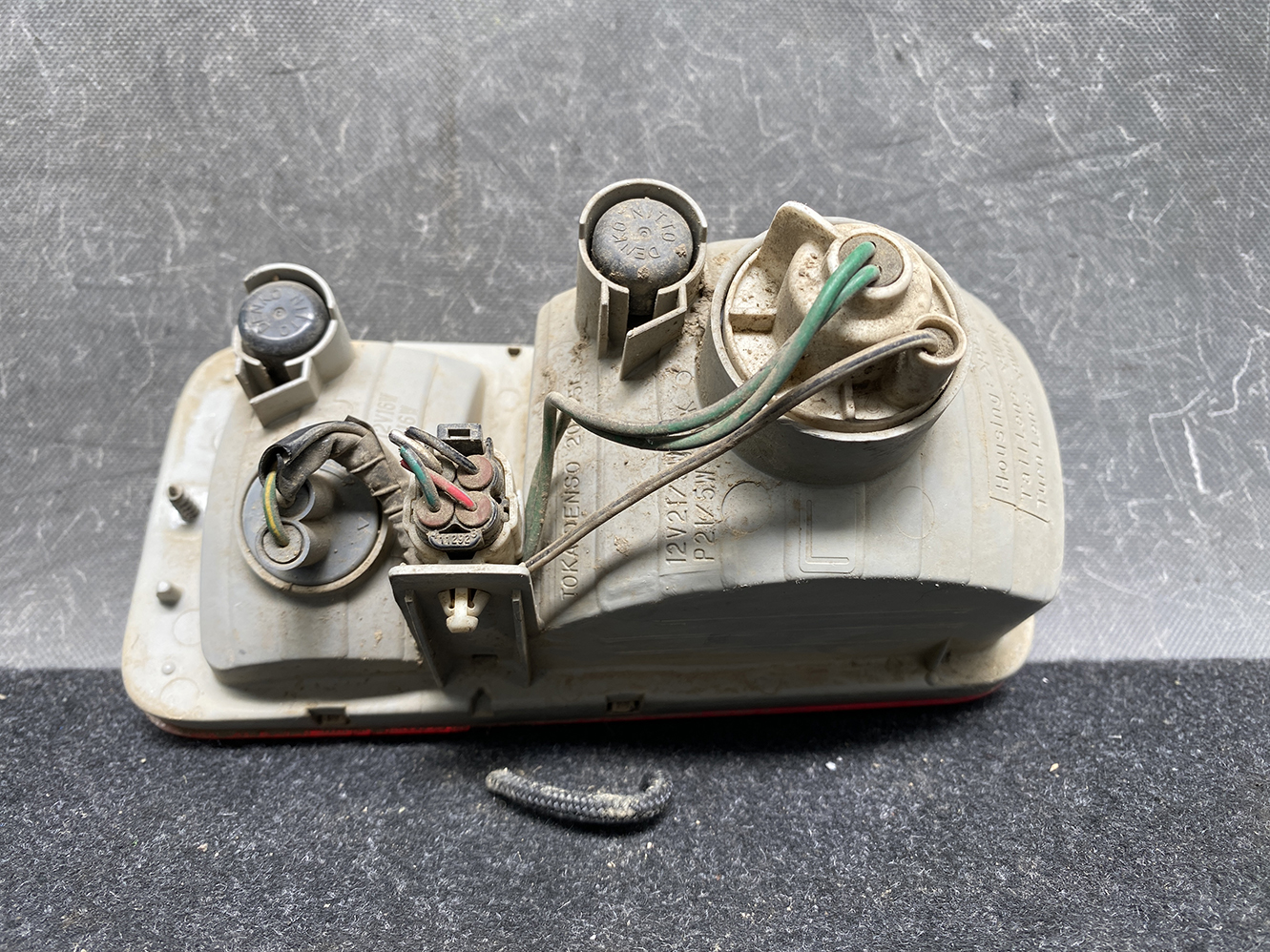 DAIHATSU HIJET TRUCK Taillight TOKAIDENSO 20505L Left SIDE X1 - Image 3