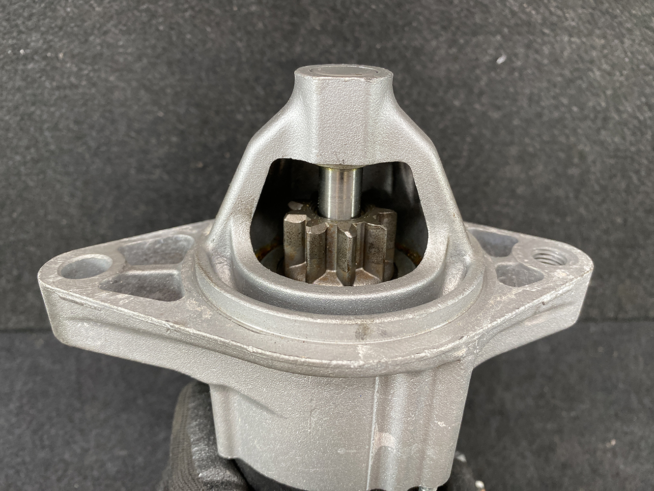 TOYOTA Genuine Starter Motor VOXY NOAH ZRR70 28100-37030 / 228000-4111 - Image 9