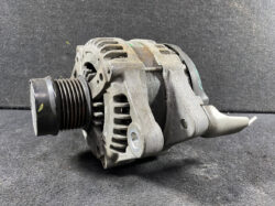 Genuine Alternator TOYOTA MARK-X CROWN 2GR 3GR 4GR / 27060-31030 / 104210-4061