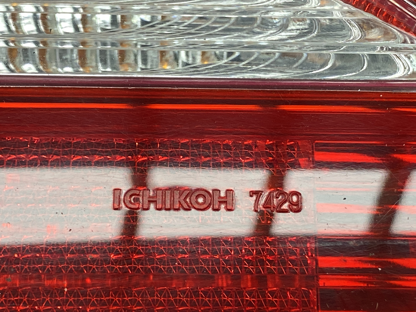 NISSAN GLORIA CEDRIC Y33 Genuine Taillight ICHIKOH 7429 Left Side x1 *DAMAGED* - Image 5