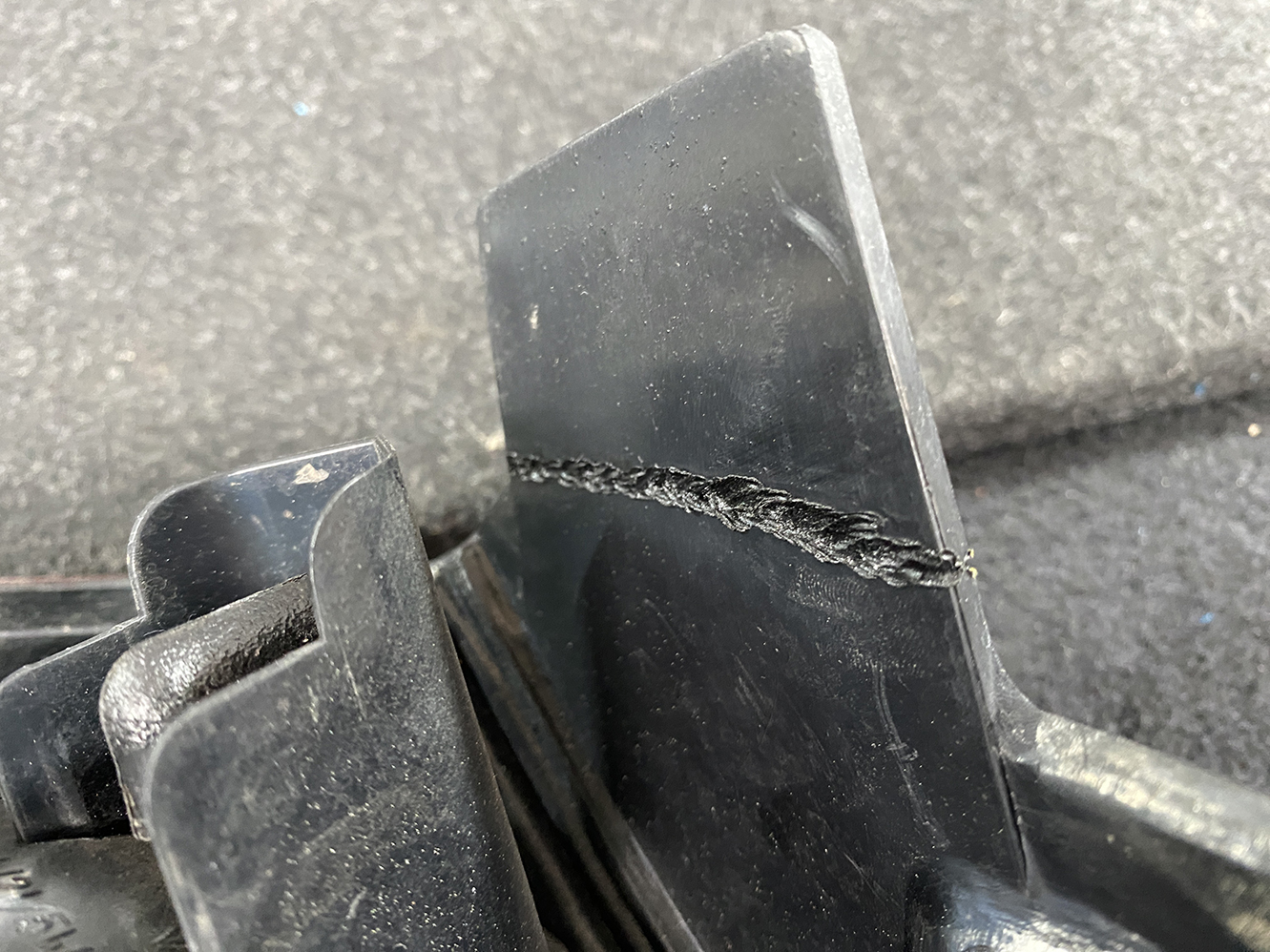 NISSAN AD VAN Y11 Genuine Taillight KOITO 220-24765 Right Side x1*DAMAGED* - Image 6