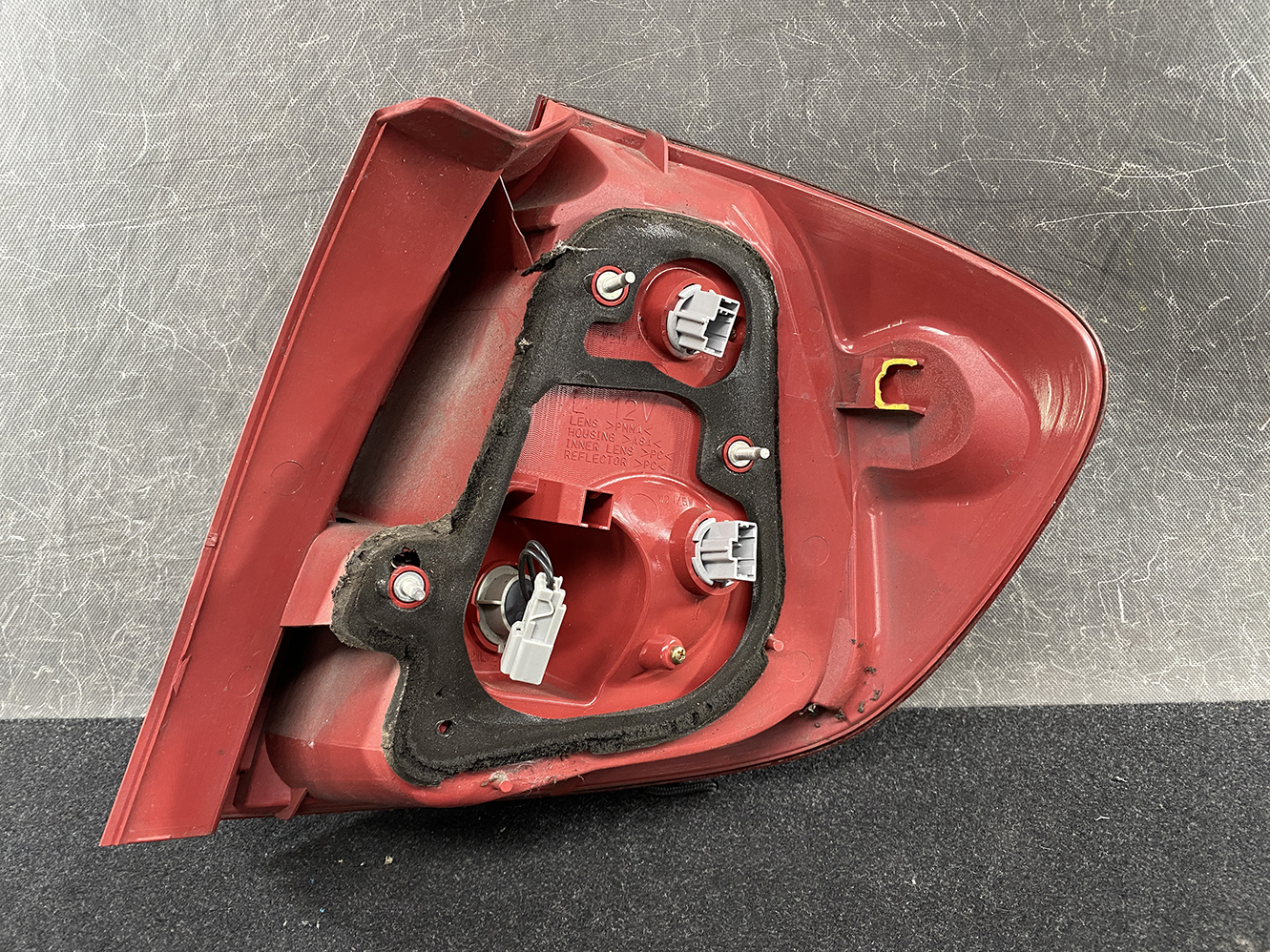 A904_5 MAZDA VERISA DC5W Genuine Taillight STANLEY P4417 Left Side x1 » NZ.95 » JDM-PARTS NZ » JDM-PARTS NZ MAZDA VERISA DC5W Genuine Taillight STANLEY P4417 Left Side x1 » JDM-PARTS NZ