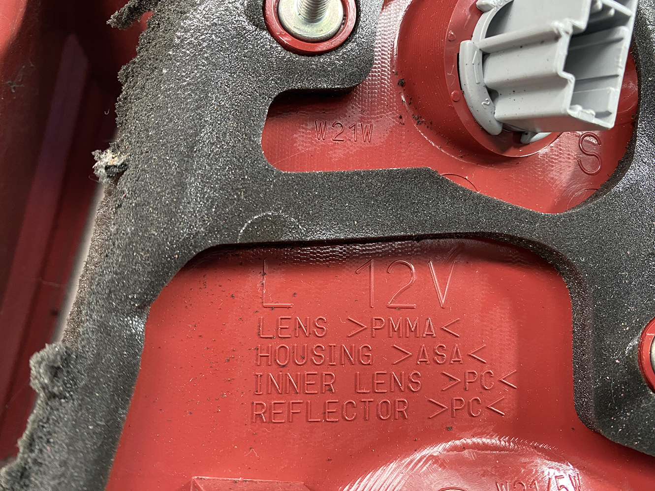 A904_6 MAZDA VERISA DC5W Genuine Taillight STANLEY P4417 Left Side x1 » NZ.95 » JDM-PARTS NZ » JDM-PARTS NZ MAZDA VERISA DC5W Genuine Taillight STANLEY P4417 Left Side x1 » JDM-PARTS NZ