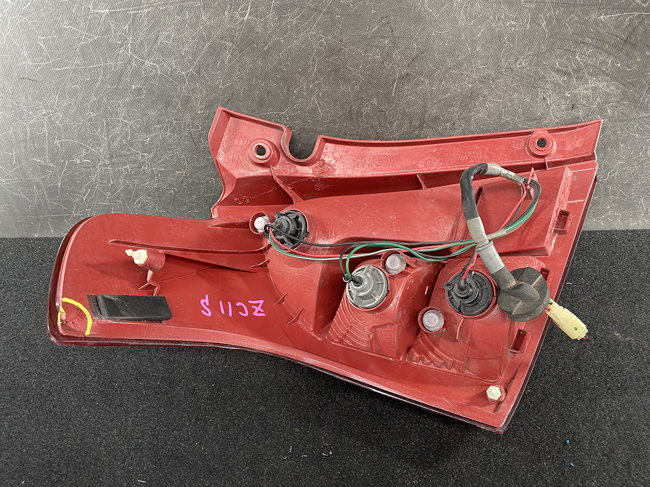 A906_5 SUZUKI SWIFT ZC71S ZC11S ZD11S ZC31S Taillight P4476 R Right Side x1 *DAMAGED* » NZ.95 » JDM-PARTS NZ » JDM-PARTS NZ SUZUKI SWIFT ZC71S ZC11S ZD11S ZC31S Taillight P4476 R Right Side x1 *DAMAGED* » JDM-PARTS NZ