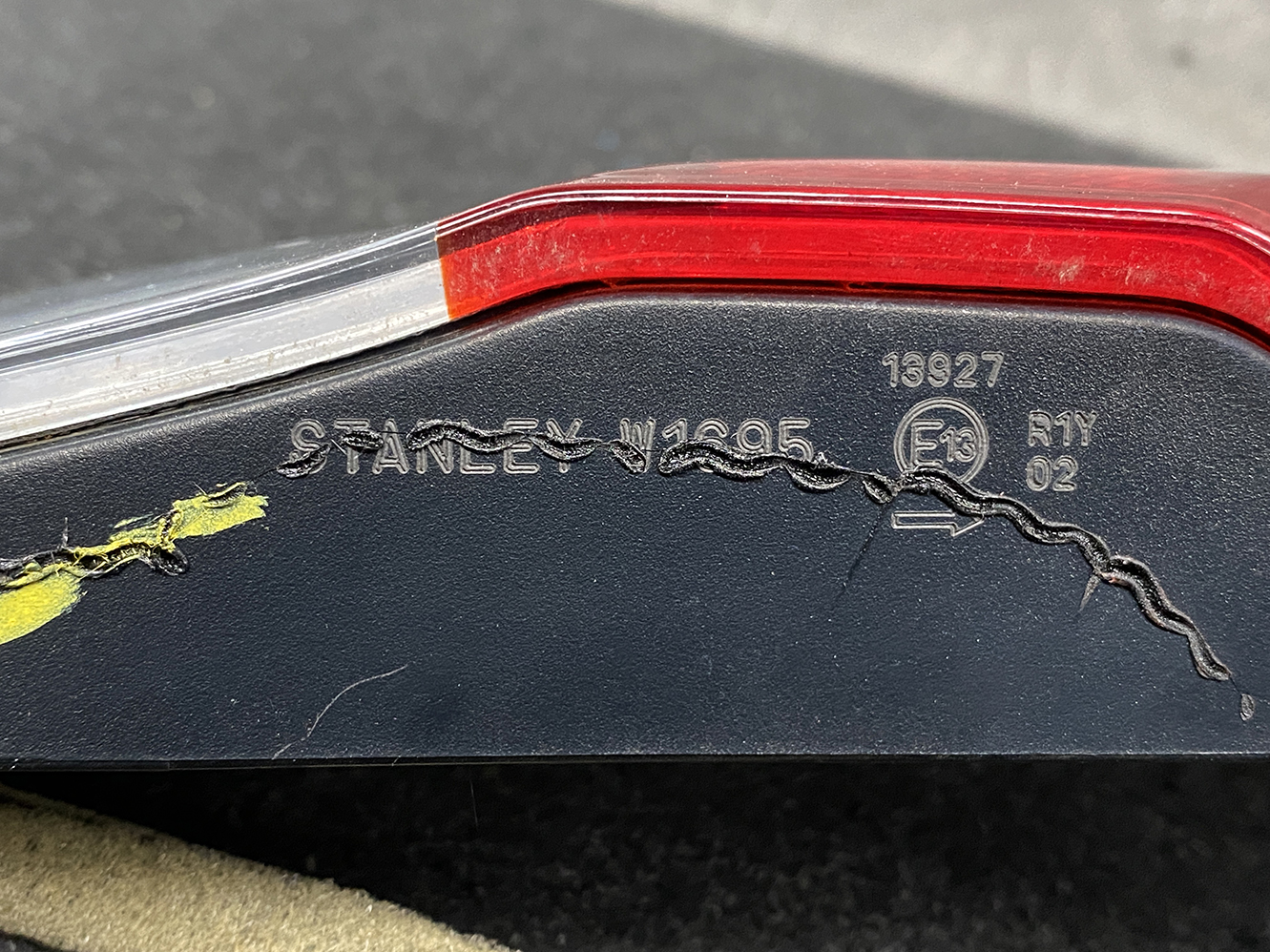 HONDA FIT JAZZ HYBRID GP5 GP6 Taillight W1695 Right Side x1 *DAMAGED* - Image 4