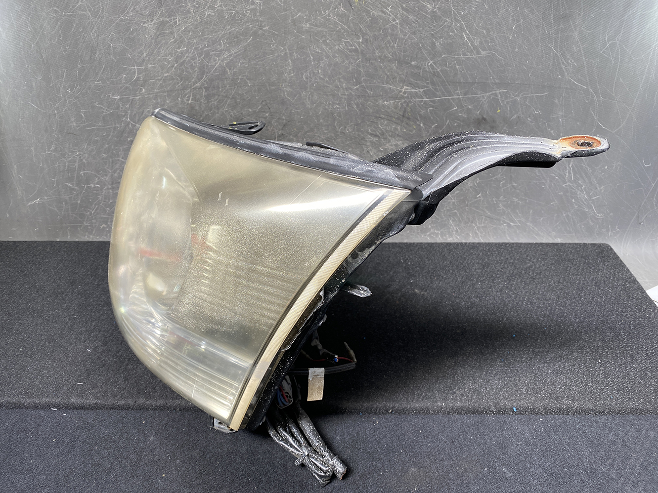 A917_4 TOYOTA VOXY NOAH ZRR75 ZRR70 Headlight KOITO 28-200 Left Side x1 » JDM-PARTS NZ » JDM-PARTS NZ TOYOTA VOXY NOAH ZRR75 ZRR70 Headlight KOITO 28-200 Left Side x1 » JDM-PARTS NZ