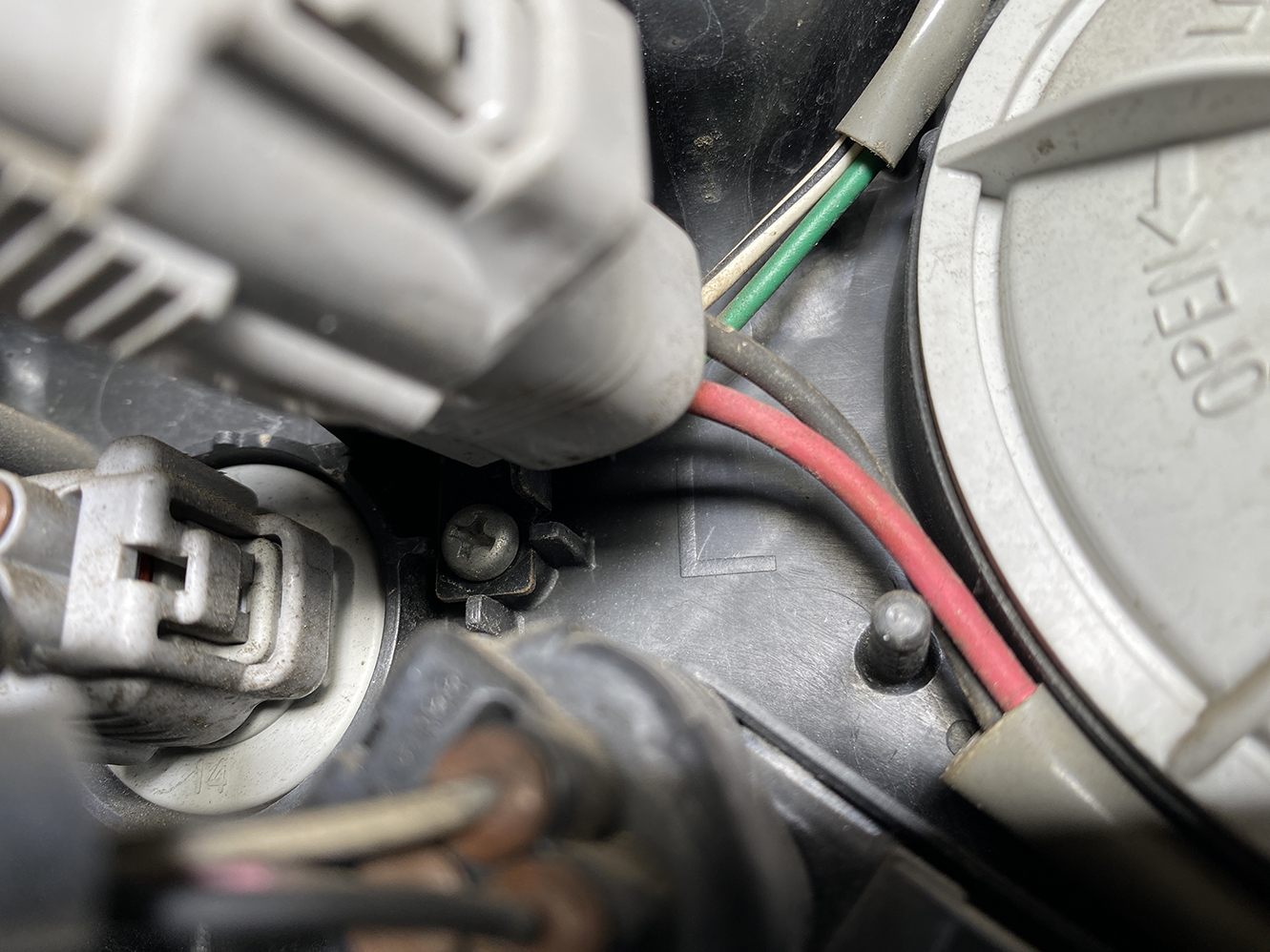 A917_8 TOYOTA VOXY NOAH ZRR75 ZRR70 Headlight KOITO 28-200 Left Side x1 » JDM-PARTS NZ » JDM-PARTS NZ TOYOTA VOXY NOAH ZRR75 ZRR70 Headlight KOITO 28-200 Left Side x1 » JDM-PARTS NZ