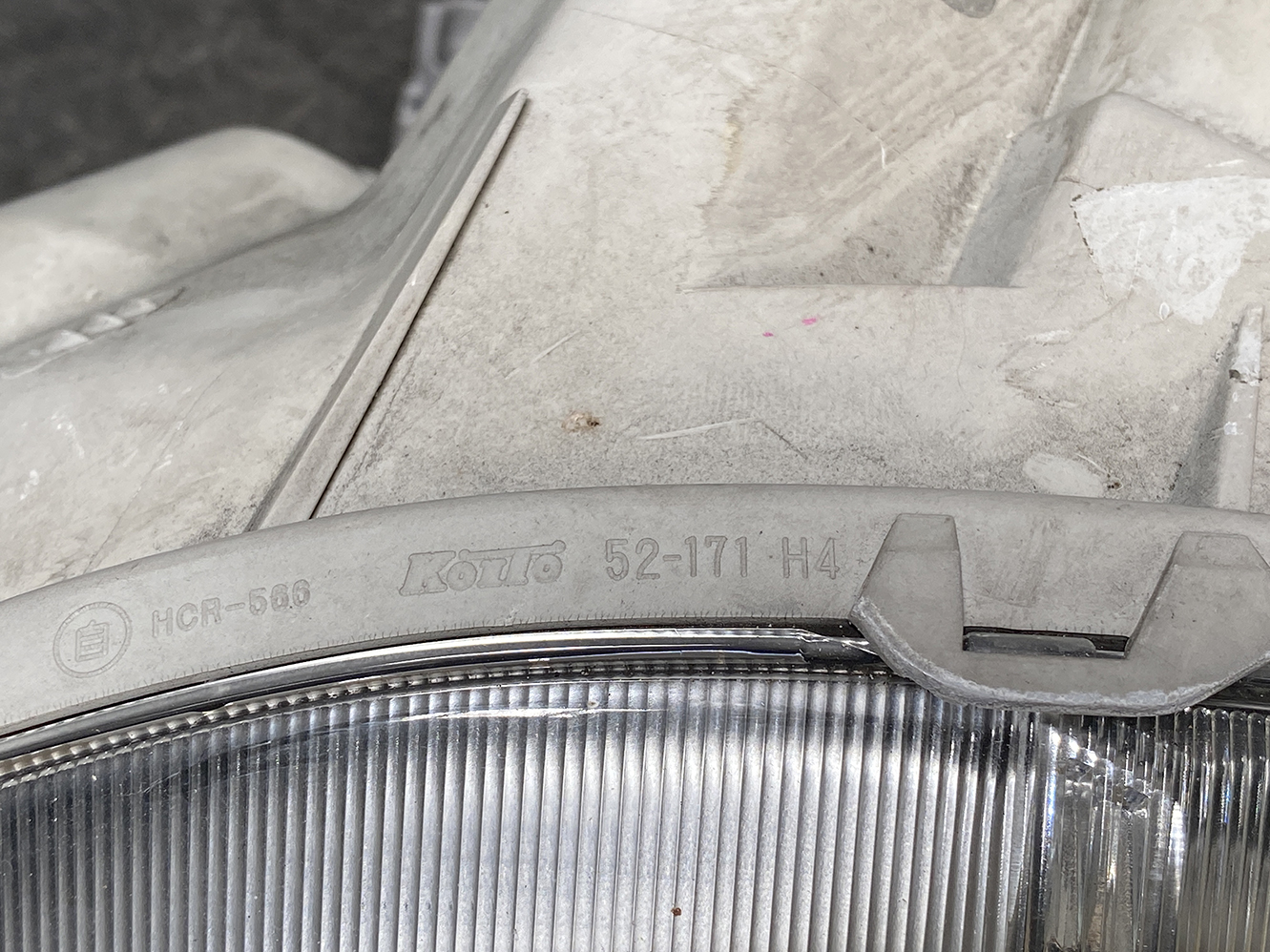 TOYOTA SIENTA NCP81 NCP85 Headlight KOITO 52-171 Left Side x1 - Image 7