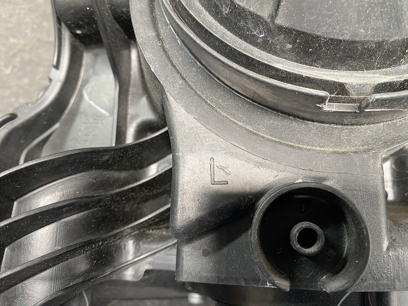 NISSAN SYLPHY TB17 Genuine Headlight STANLEY W0613 L Left Side x1*DAMAGED* - Image 7