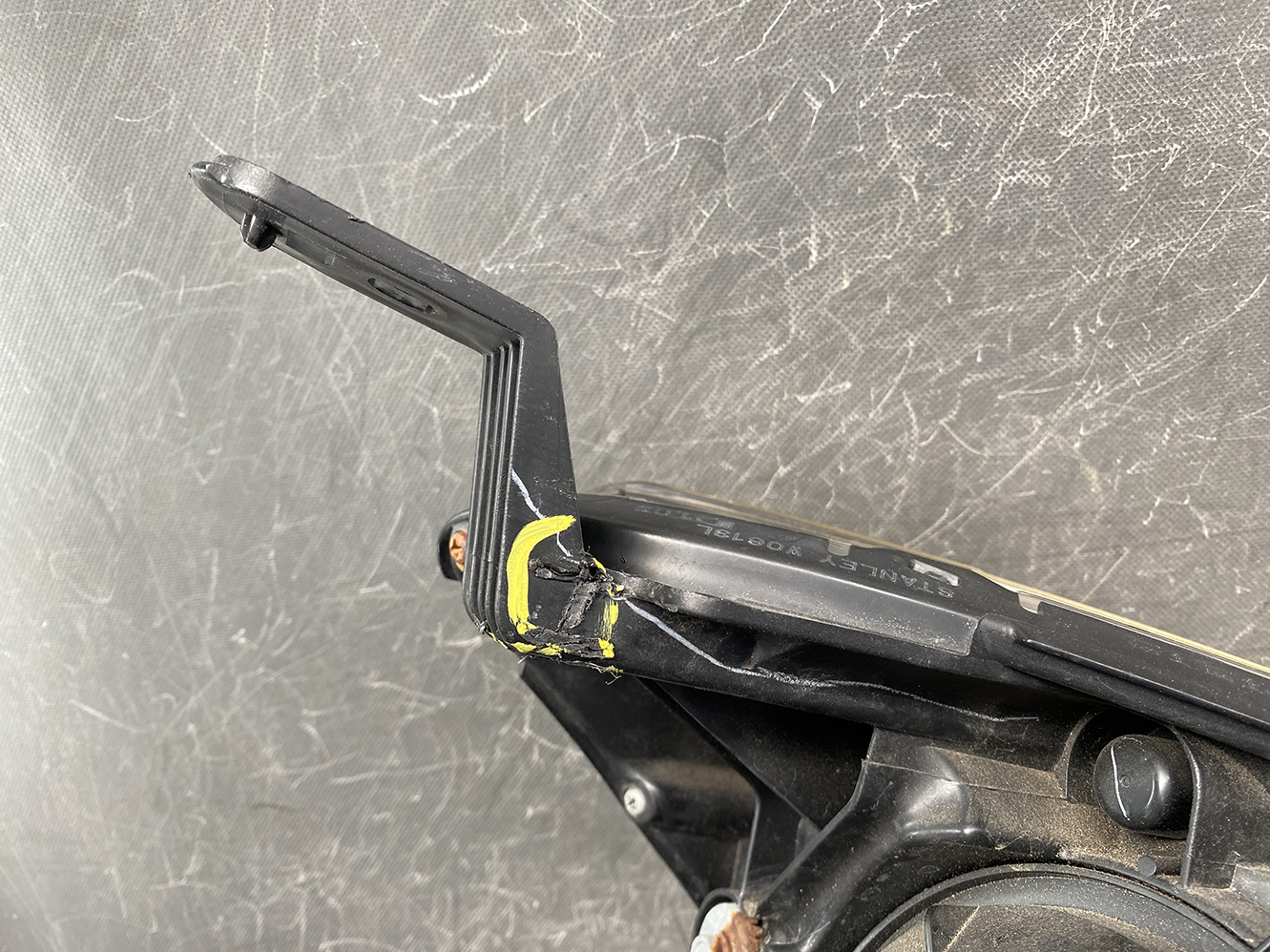 NISSAN SYLPHY TB17 Genuine Headlight STANLEY W0613 L Left Side x1*DAMAGED* - Image 9