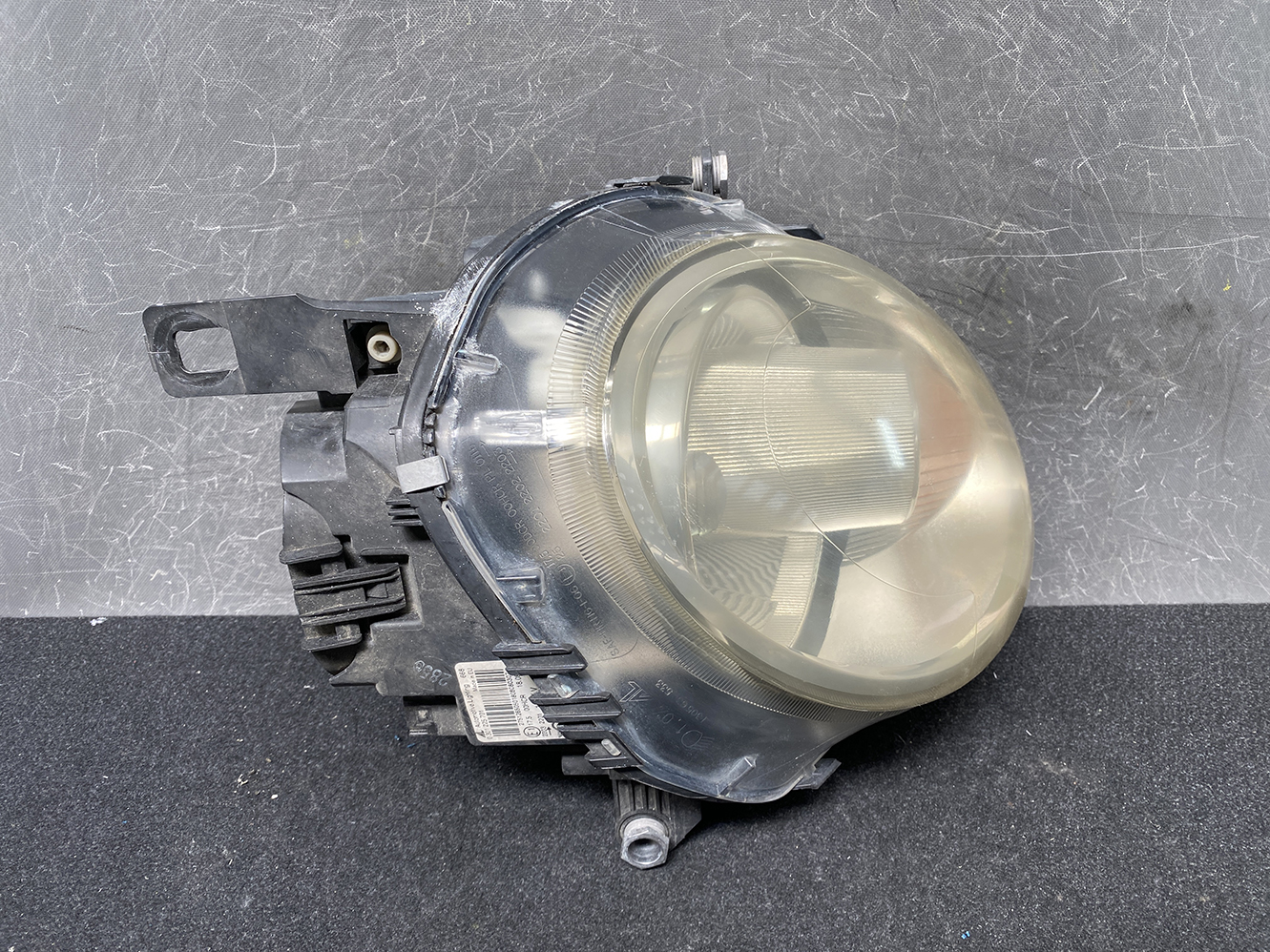 BMW MINI COOPER GEN2 R55 R56 R57 Genuine Headlight 0301225701 Left Side x1 - Image 3