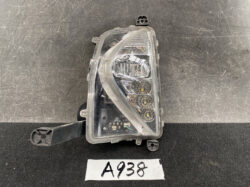 TOYOTA PRIUS ZVW50 ZVW51 LED Fog Light 11539-70687 Left Side x1*DAMAGED*