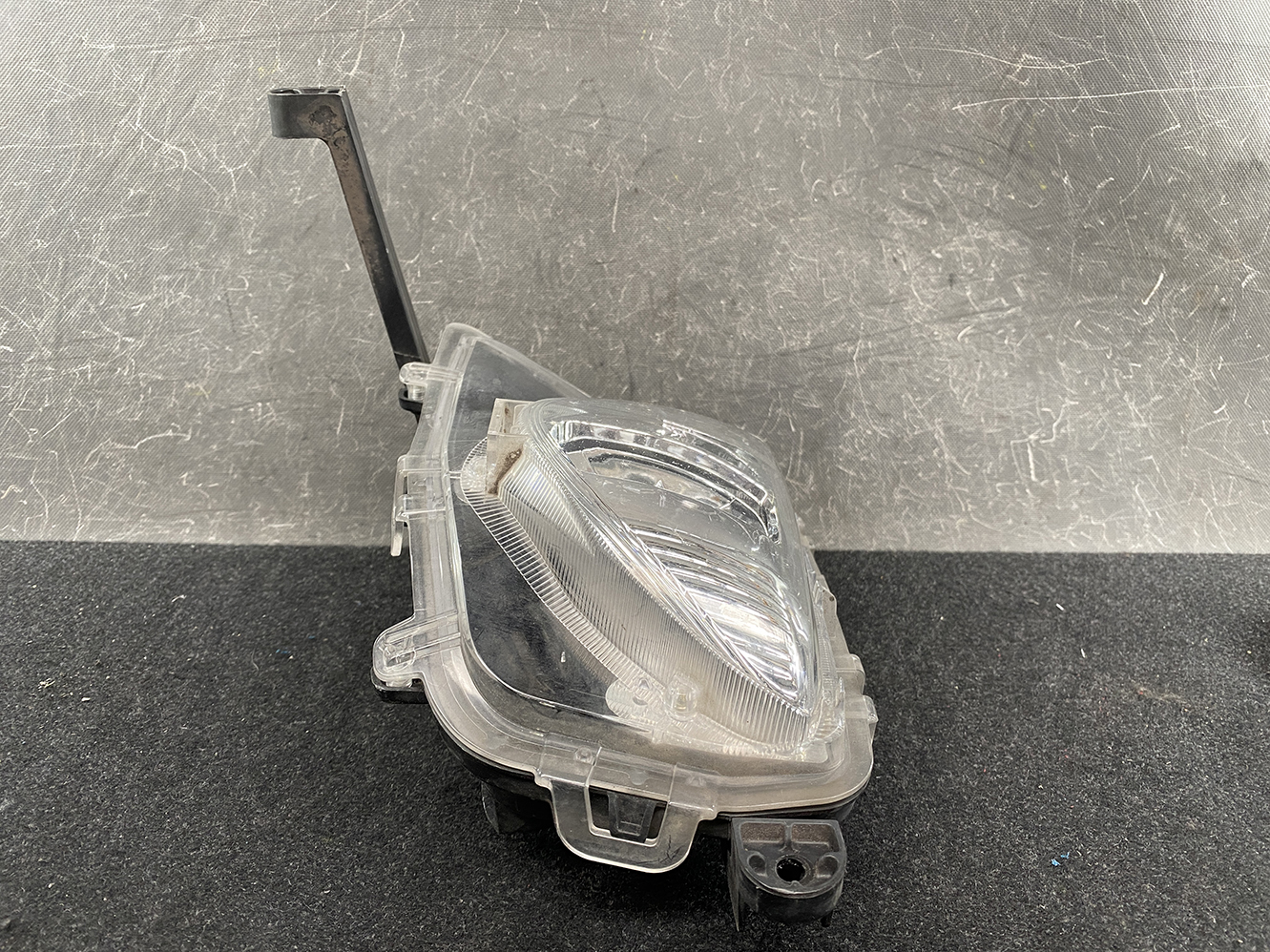 TOYOTA PRIUS ZVW50 ZVW51 LED Fog Light 11439-70687 Right Side x1 - Image 5