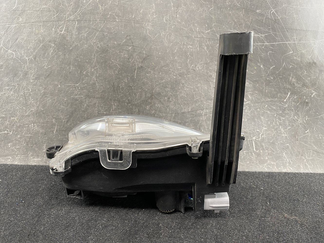 TOYOTA PRIUS ZVW50 ZVW51 LED Fog Light 11539-70687 Left Side x1 - Image 4