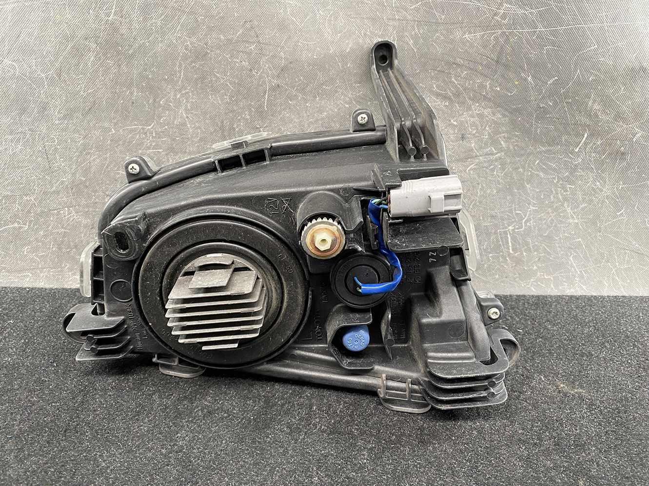 TOYOTA PRIUS ZVW50 ZVW51 LED Fog Light 11539-70687 Left Side x1 - Image 7