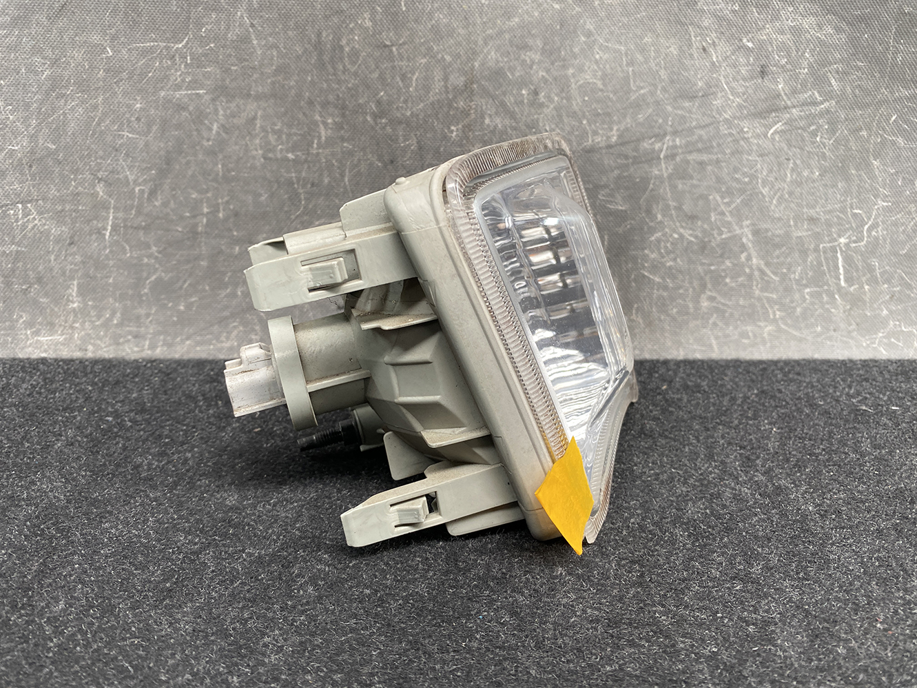 TOYOTA PRIUS ZVW30 Indicator Flasher Lamp KOITO 47-39 Right Side x1*DAMAGED* - Image 2