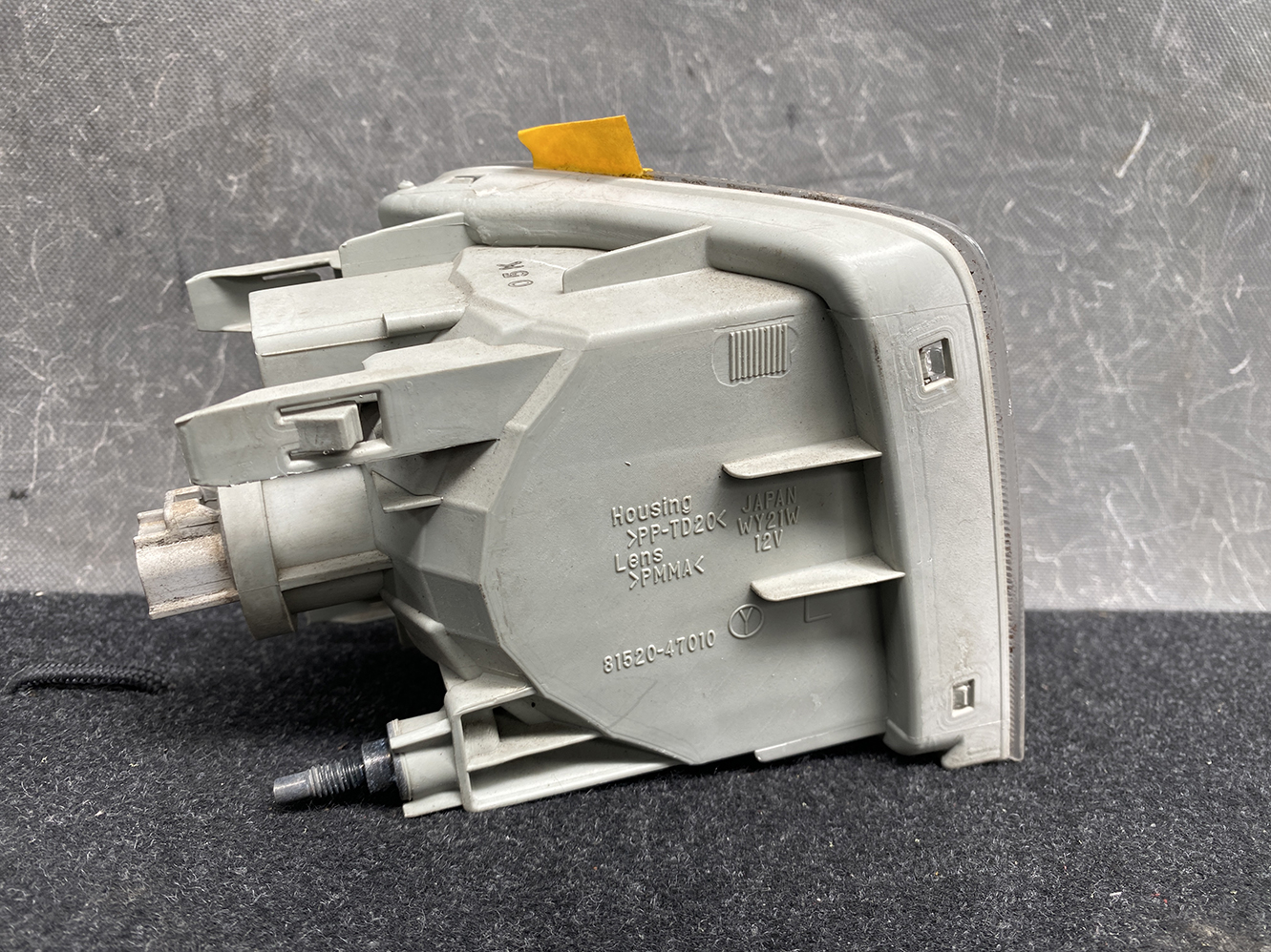 TOYOTA PRIUS ZVW30 Indicator Flasher Lamp KOITO 47-39 Left Side x1 *DAMAGED* - Image 3