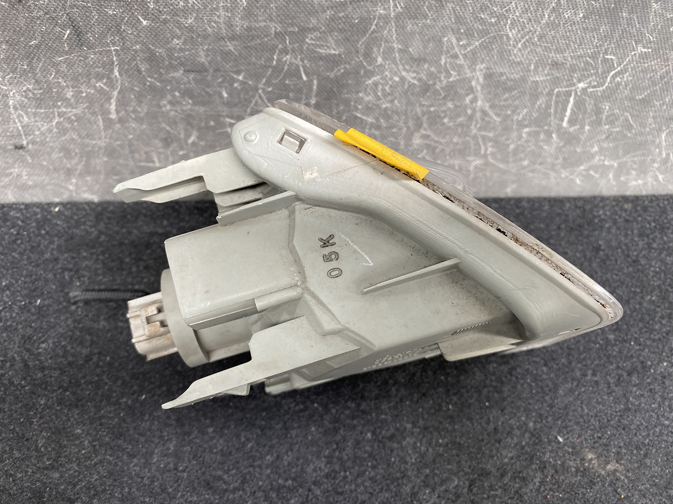 TOYOTA PRIUS ZVW30 Indicator Flasher Lamp KOITO 47-39 Left Side x1 *DAMAGED* - Image 5