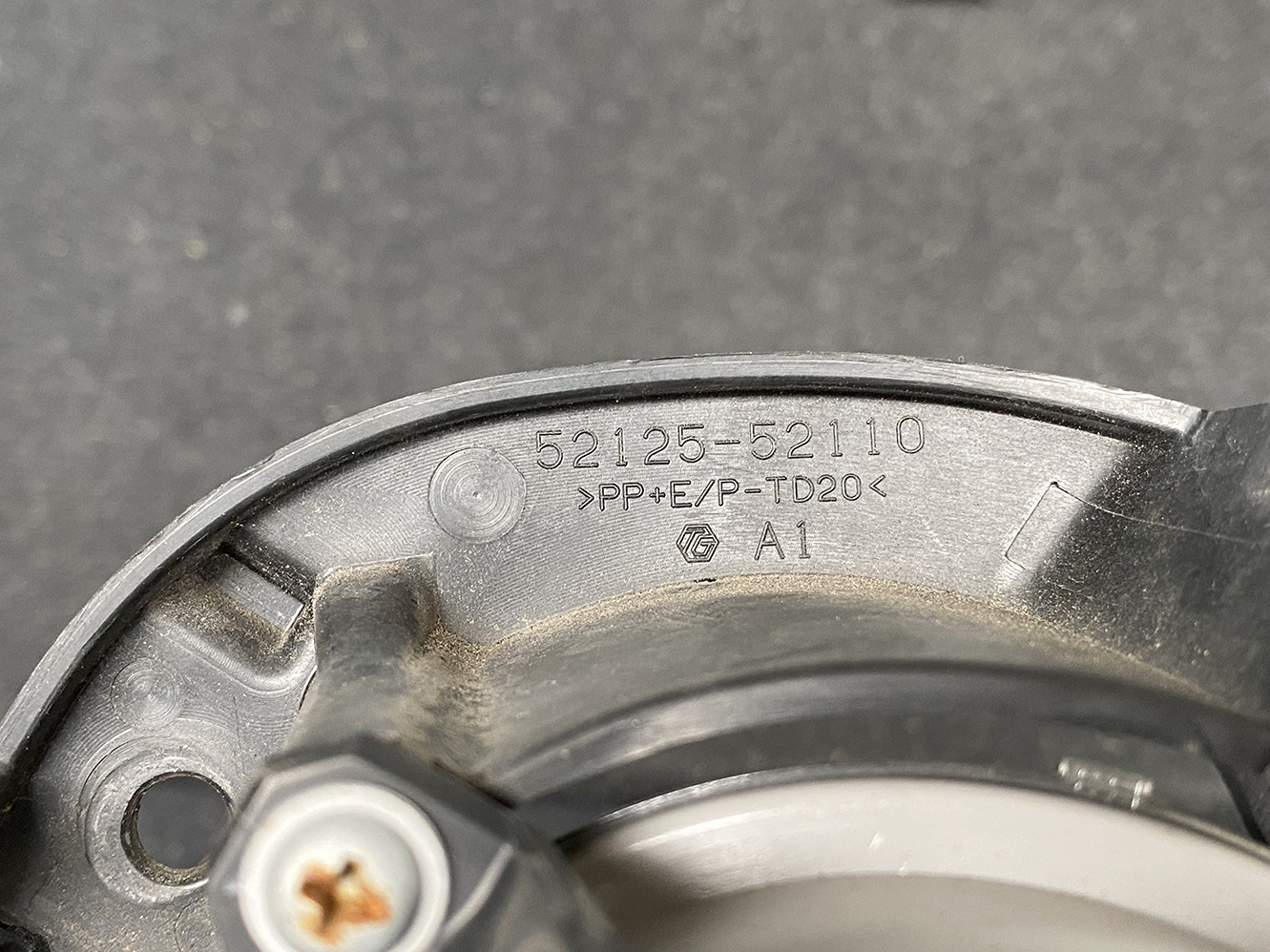 TOYOTA PORTE SPADE NCP141 NCP145 Fog Light KOITO12-580 Right Side x1 - Image 10