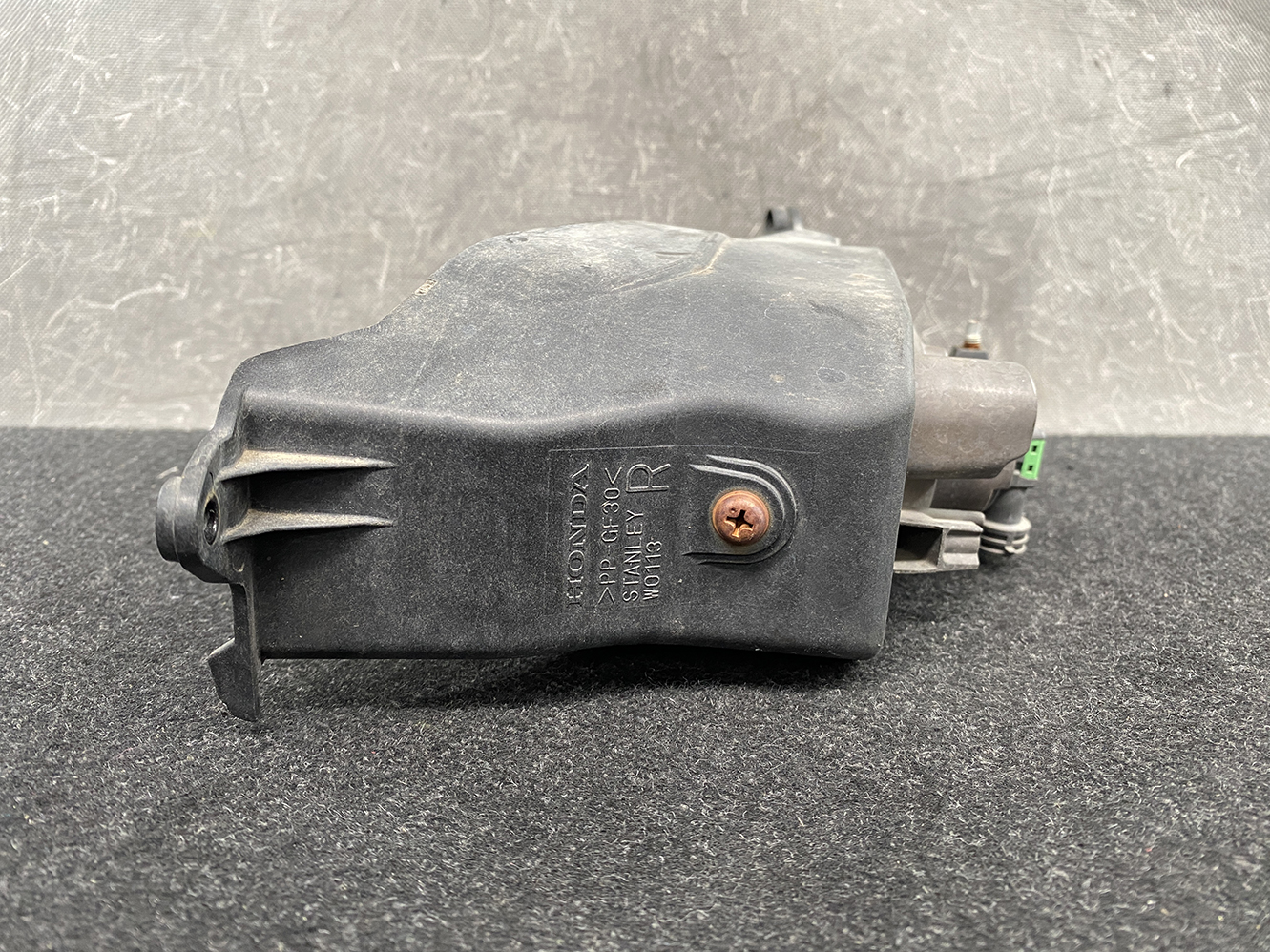 HONDA FIT JAZZ GP2 Genuine Fog Light STANLEY P9984 with Bracket Right Side x1 - Image 3