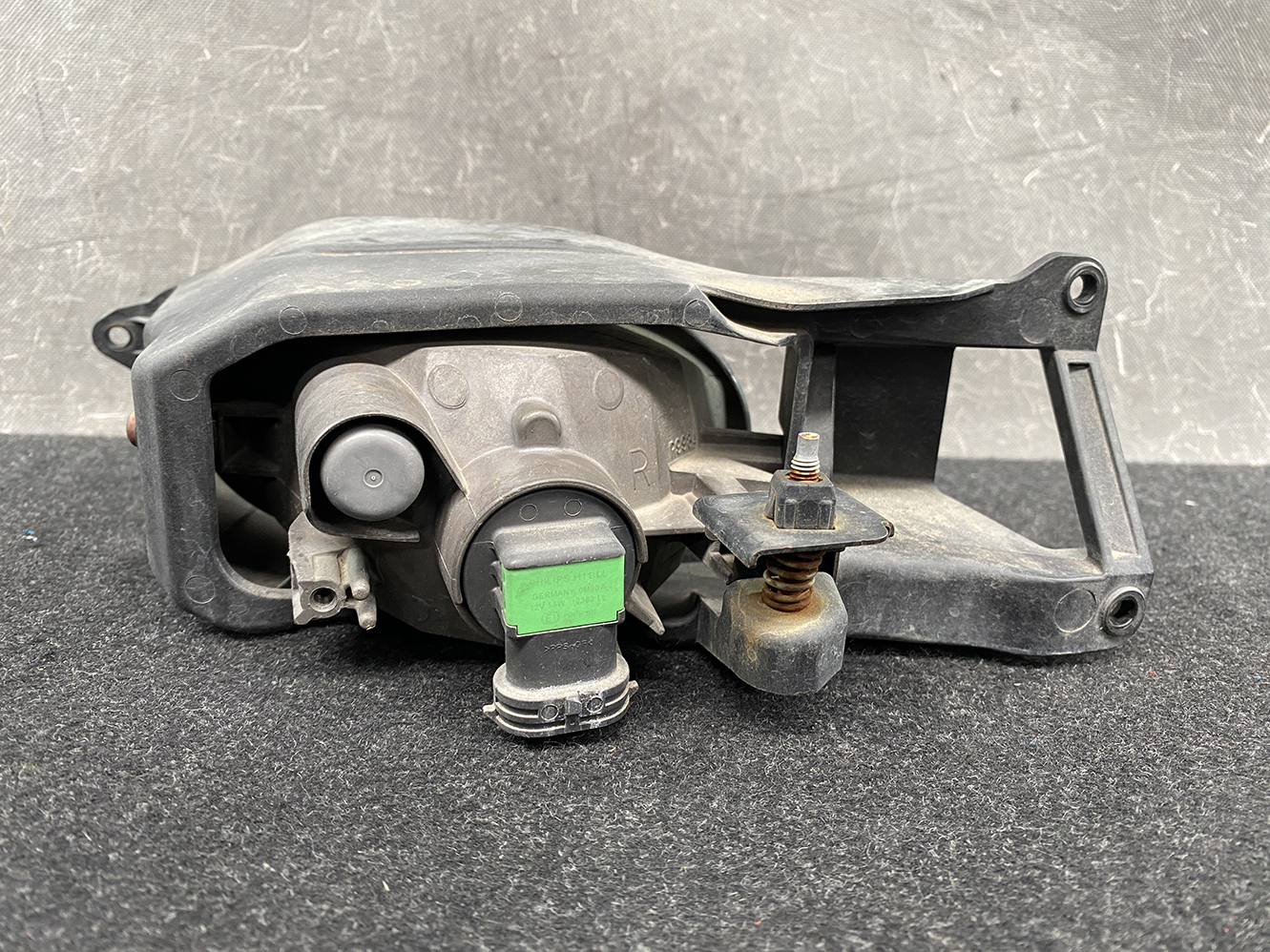 HONDA FIT JAZZ GP2 Genuine Fog Light STANLEY P9984 with Bracket Right Side x1 - Image 4