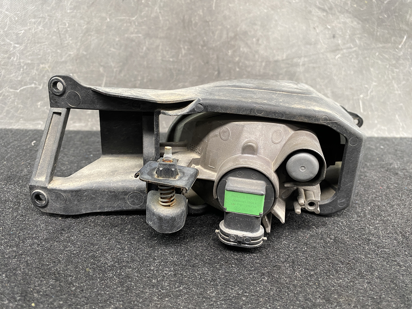 HONDA FIT JAZZ GP2 Genuine Fog Light STANLEY P9984 with Bracket Left Side x1 - Image 3